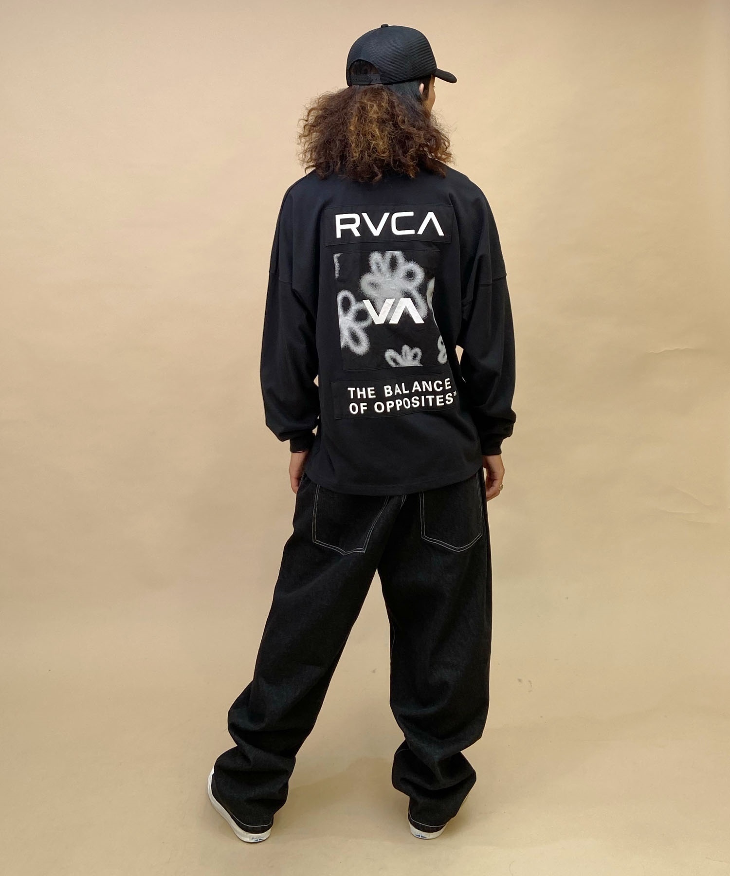 RVCA/ルーカ メンズ スクエアロゴT オーバーサイズ クルーネック長袖Tシャツ BD042-065(KHA-S)