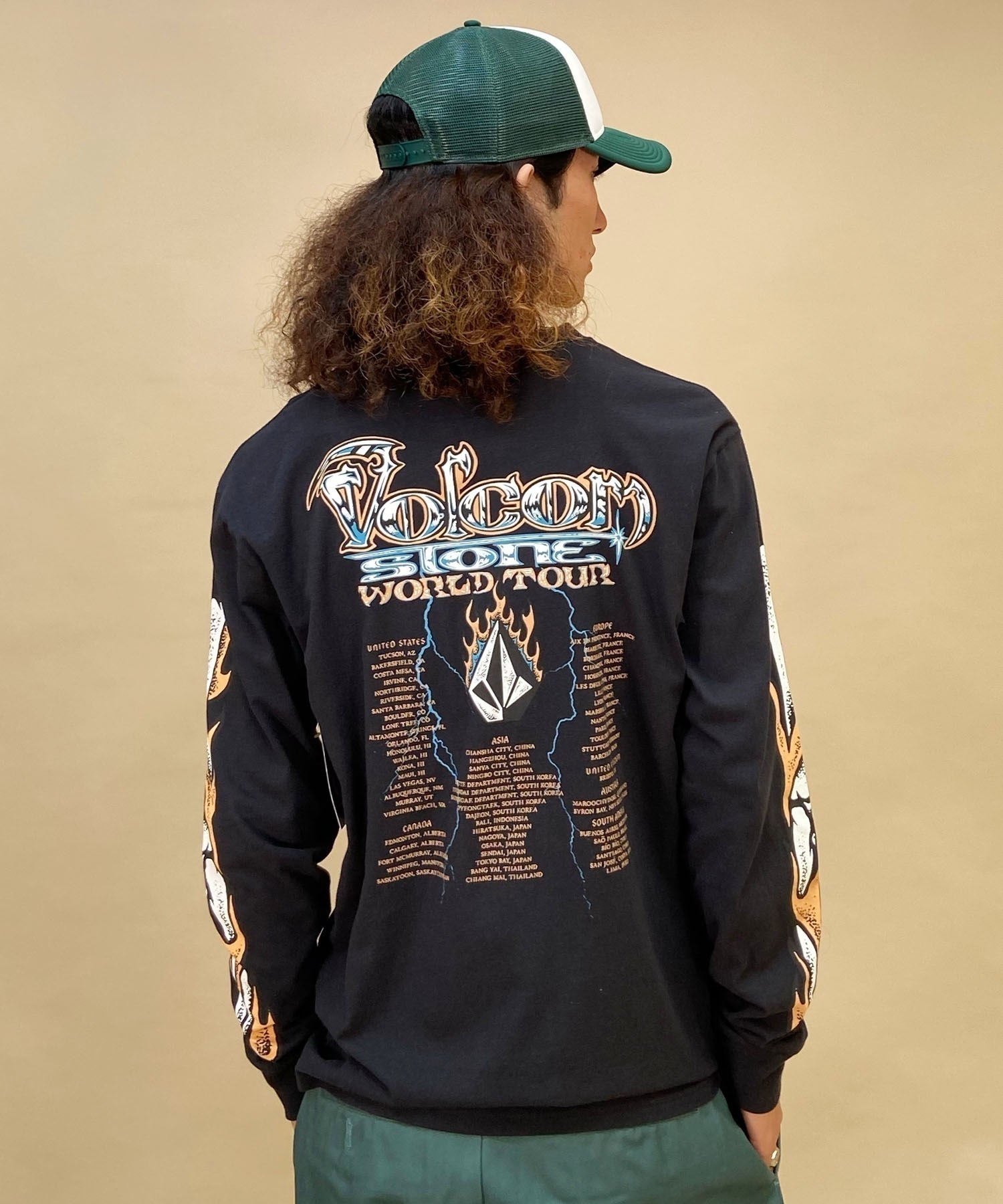 VOLCOM/ボルコム メンズ バンドT ロックT クルーネックコットンロンT AF632304(BLK-S)