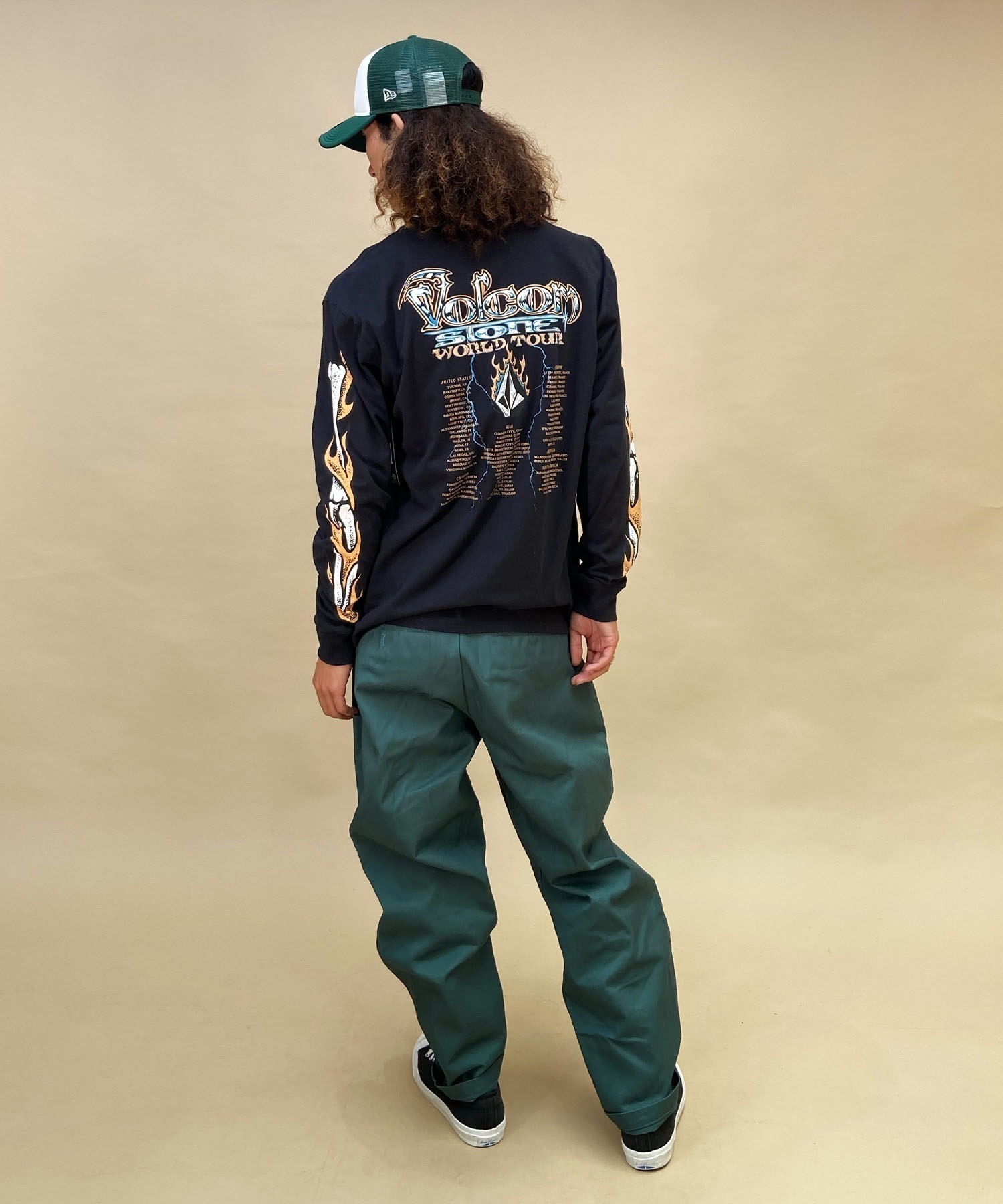 新品】Adoエーディーオーを見せつけろ！ロックなロンT(大、M相当)