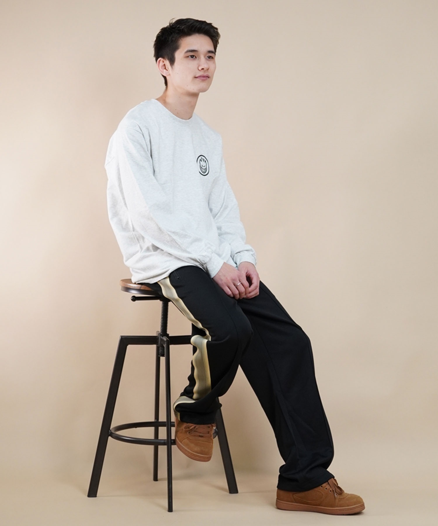 90s？ SPITFIRE ブラック ロングスリーブ Tシャツ　L〜XL相当 90s？ SPITFIRE ブラック ロングスリーブ Tシャツ L〜XL相当 90s
