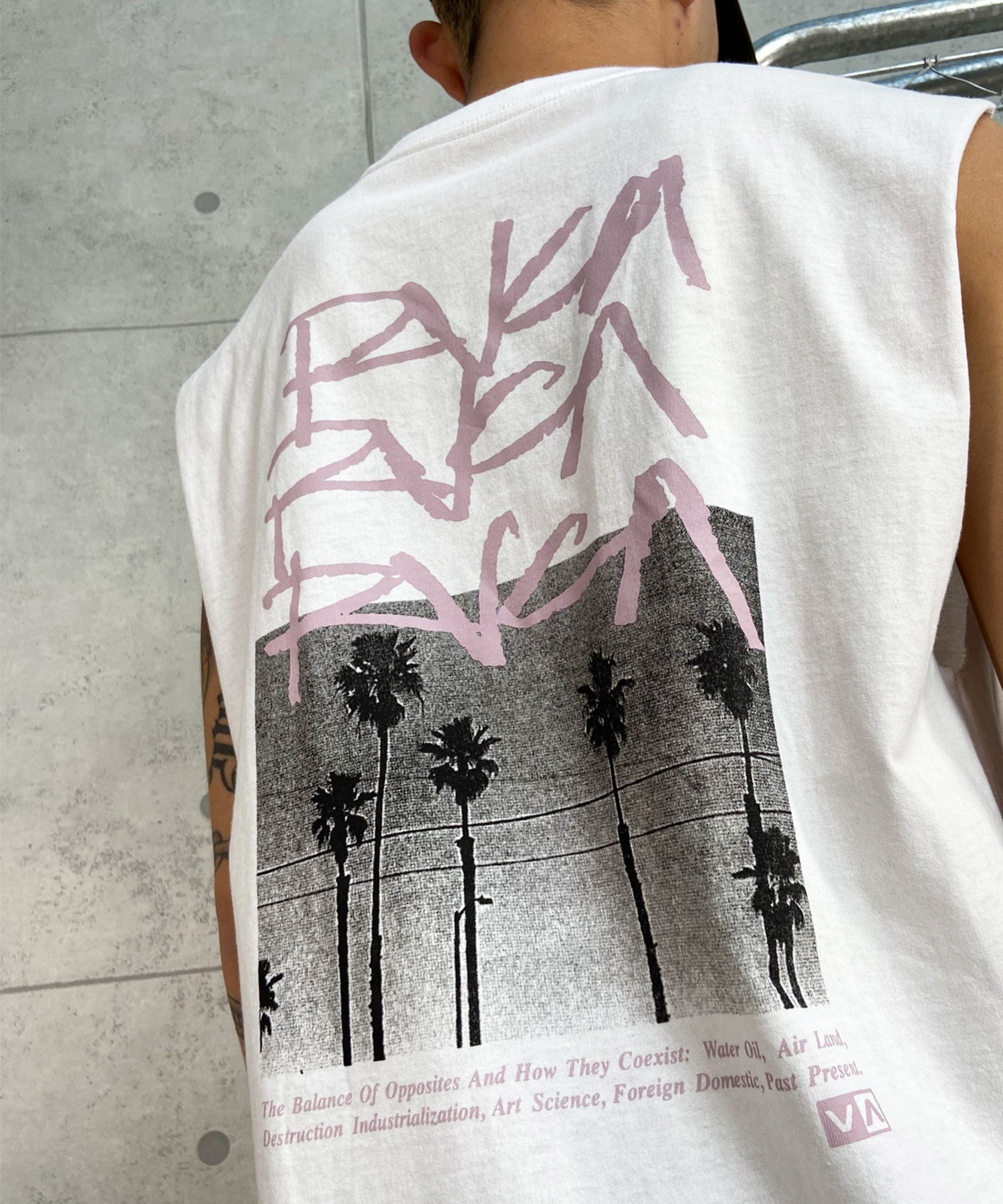 RVCA ルーカ メンズ タンクトップ カットオフ バックプリント オーバーサイズ BE04A-357(WHT-S)