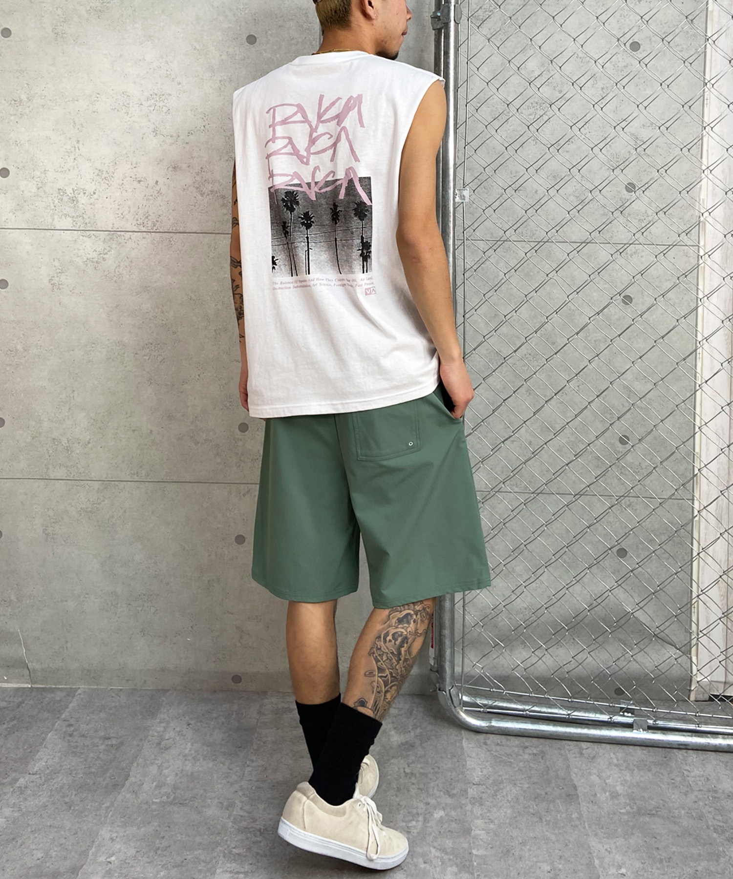 RVCA ルーカ メンズ タンクトップ カットオフ バックプリント オーバーサイズ BE04A-357(WHT-S)
