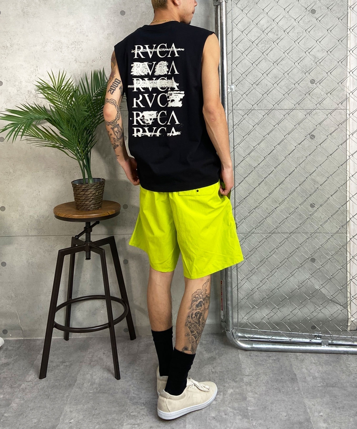 RVCA ルーカ タンクトップ カットオフ バックプリント オーバーサイズ BE04A-360(WHT-S)