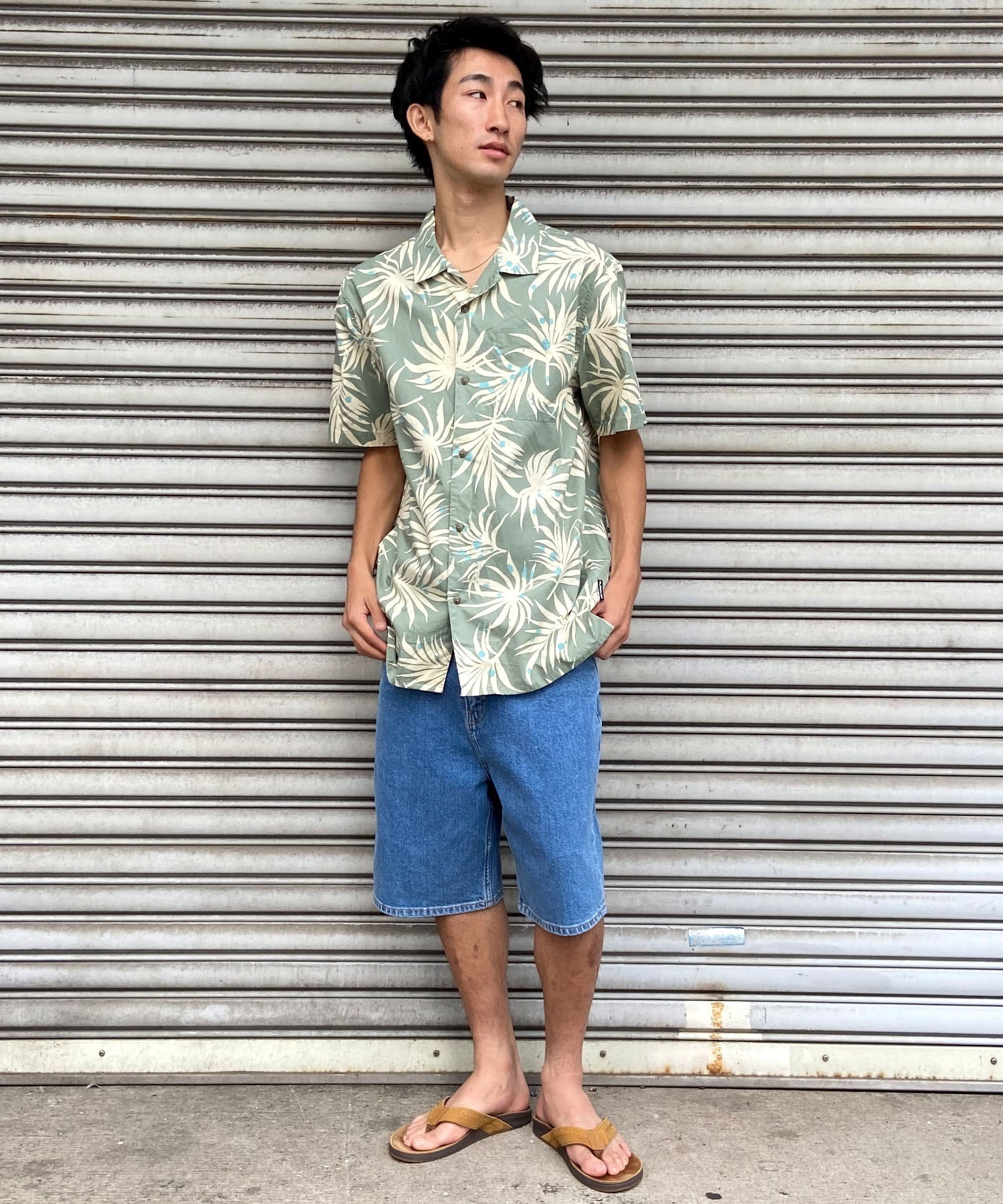 QUIKSILVER クイックシルバー メンズ 半袖 シャツ アロハシャツ とろみシャツ 総柄 レギュラーフィット 胸ポケット AQYWT03324(KVJ6-M)