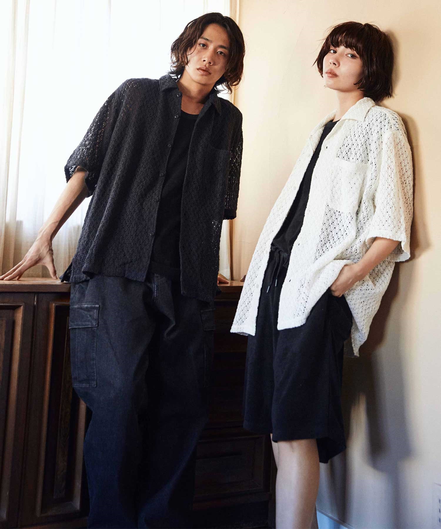 ヴァレンティノローマ　レースリボン付きブラック半袖ニット　44 カシミア&シルク DEAR LAUREL ディアローレル メンズ 鍵編み レース SSシャツ