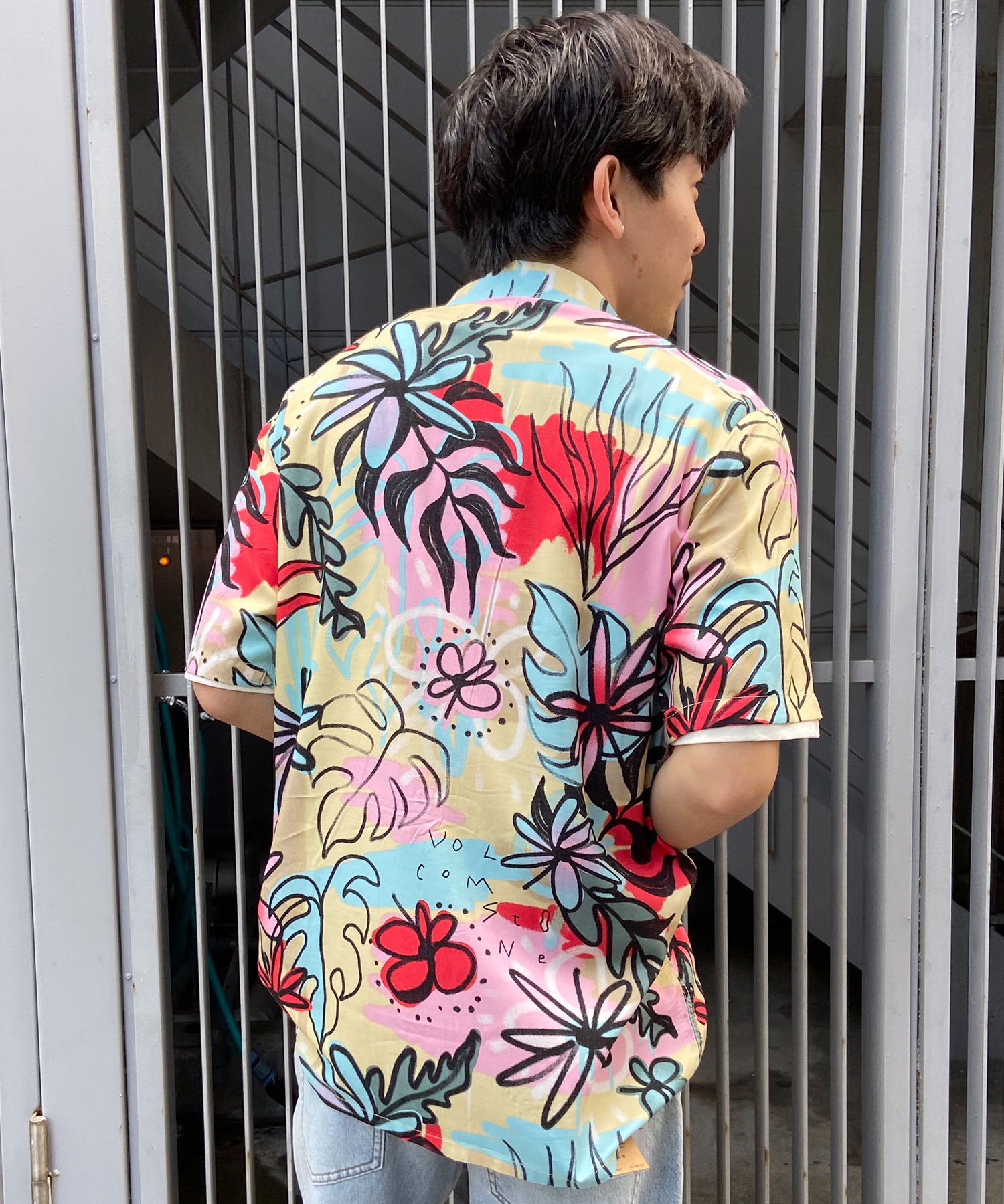 VOLCOM/ボルコム 半袖シャツ DESI A0422400 ショートスリーブ