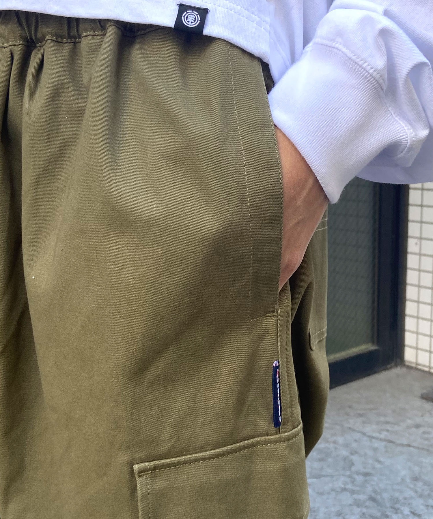 LOW WAIST CARGO PANTS LBS | PANTS | MADISONBLUE