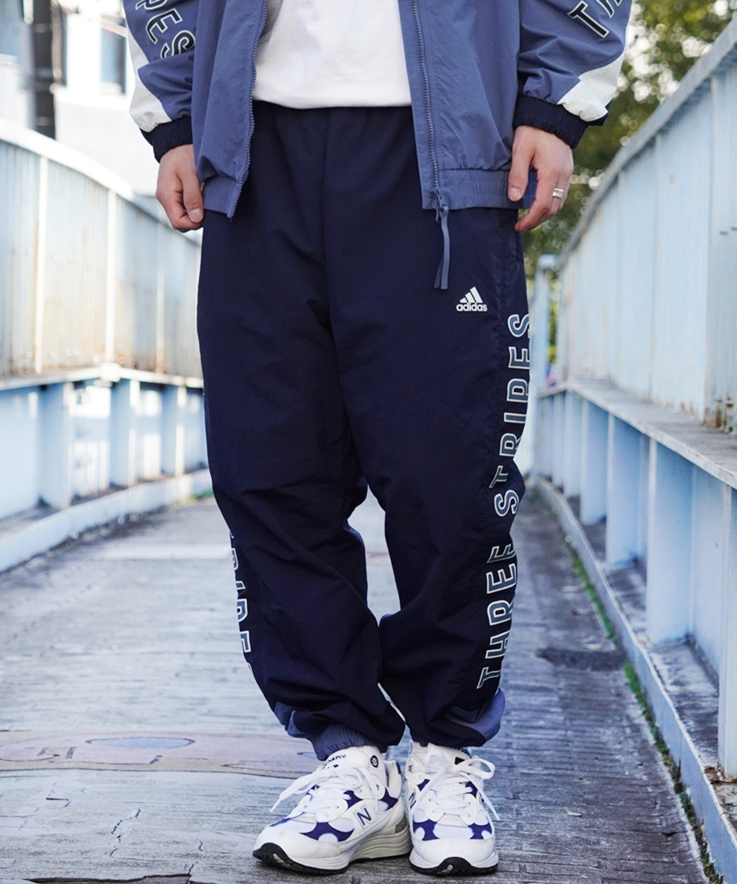 adidas アディダス ナイロンパンツ ウーブンパンツ オーバーサイズ サイドデザイン JSY28(BK/WT-M)