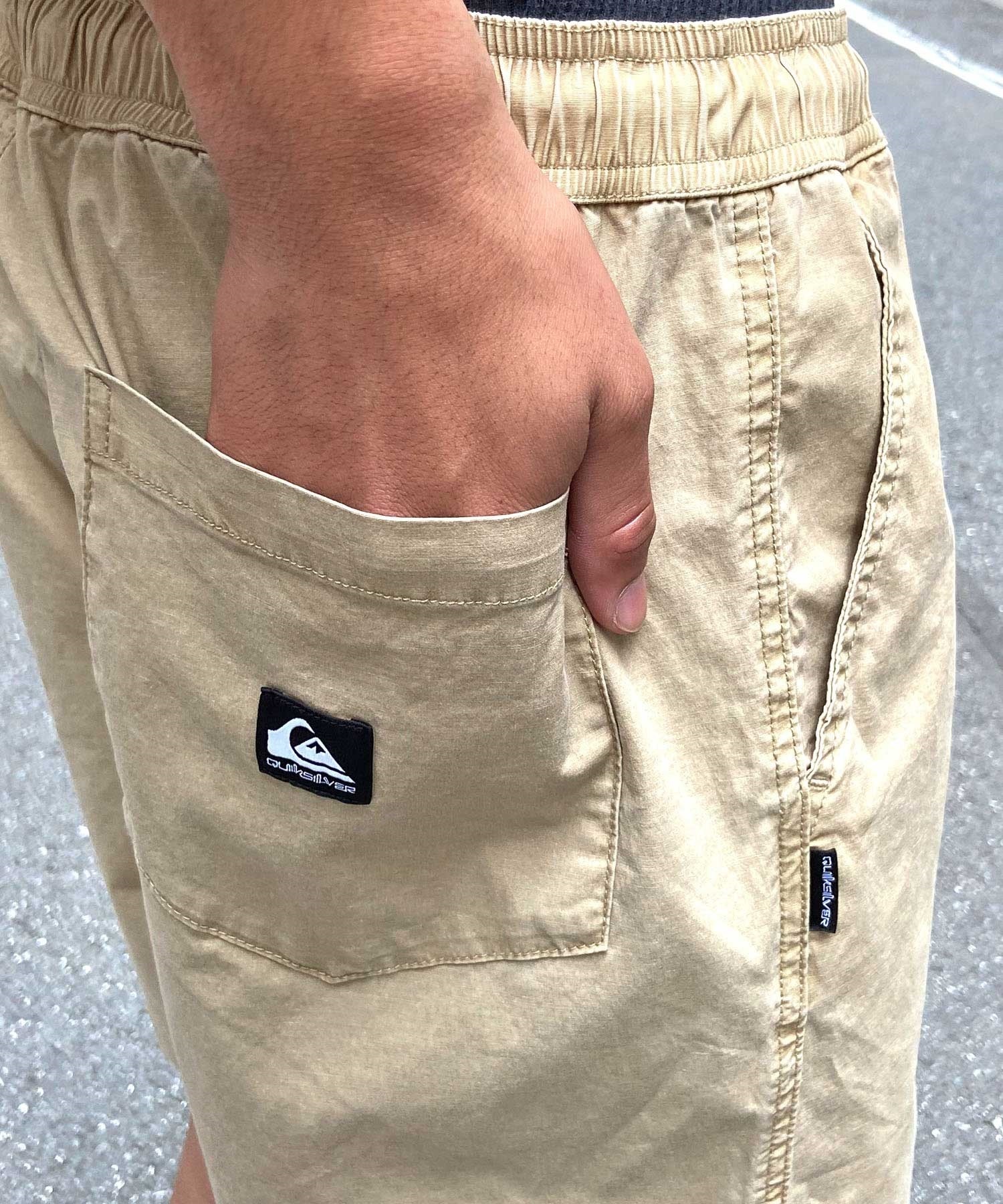 QUIKSILVER クイックシルバー メンズ ショートパンツ カラーパンツ ハーフパンツ ワンポイント ロゴ AQYWS03234(KVJ0-S)