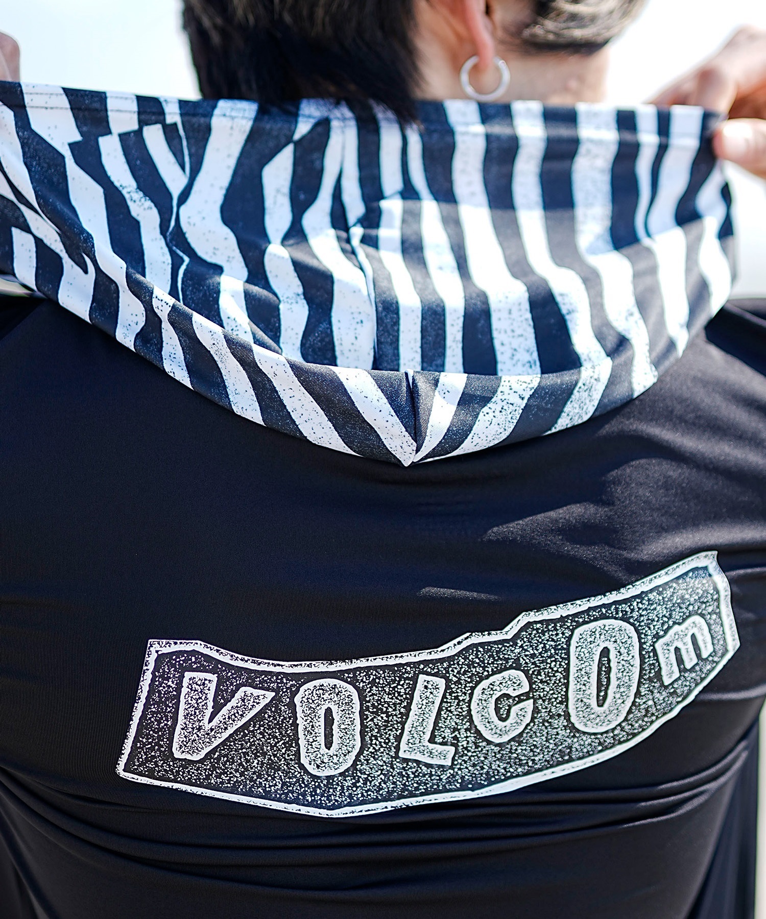 VOLCOM ボルコム メンズ ラッシュガード ジップアップ パーカー
