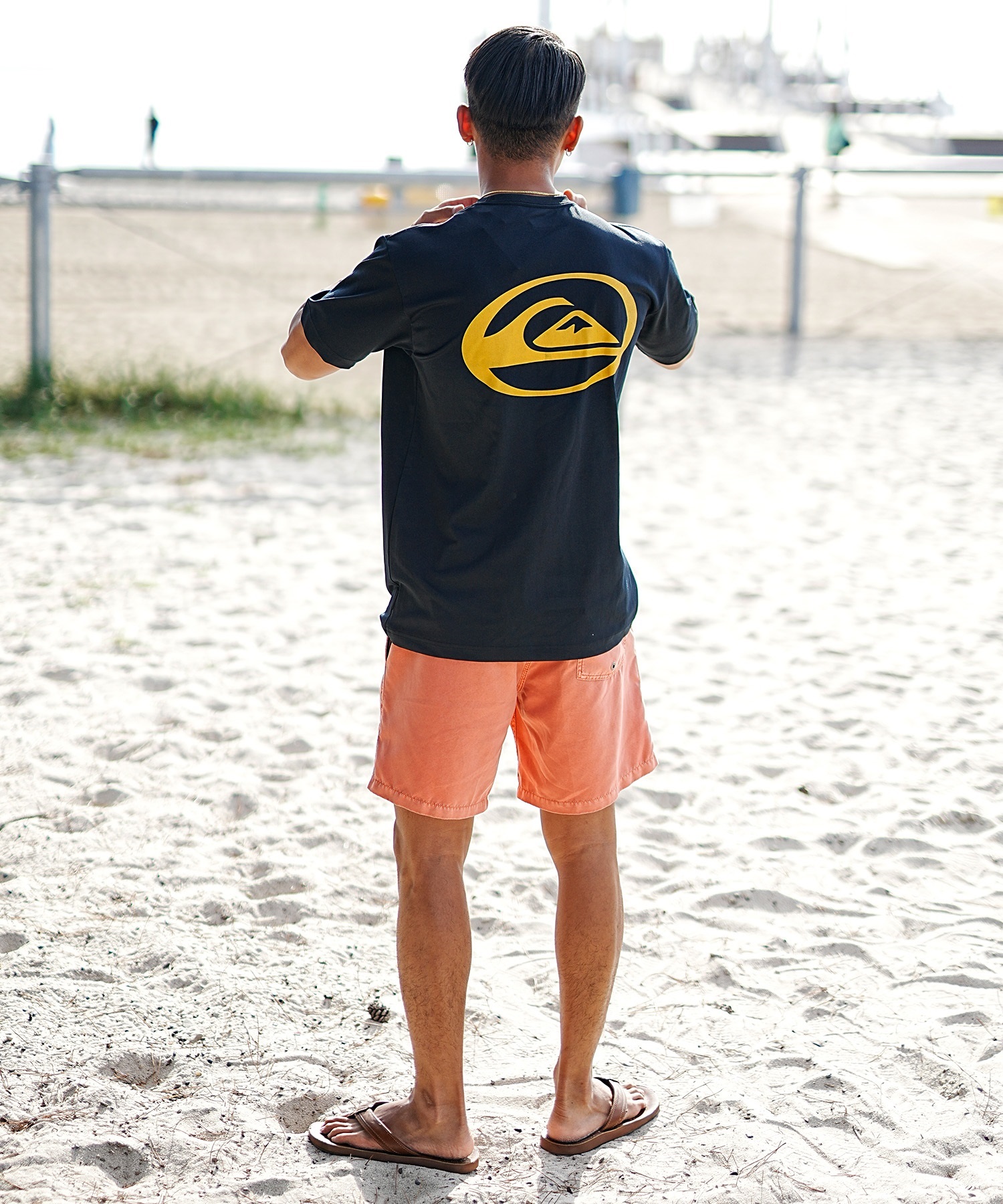 【マトメガイ対象】QUIKSILVER クイックシルバー メンズ ラッシュガード Tシャツ 半袖 水着 水陸両用 ユーティリティ UVカット SATURN LOGO SS QLY241009(WHT-M)