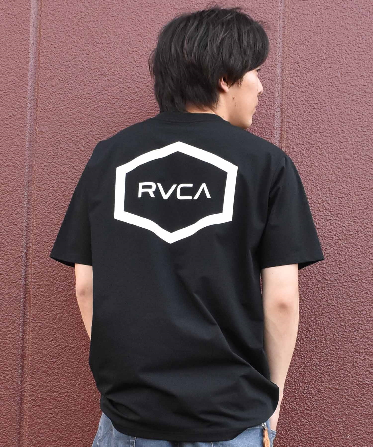 【ムラサキスポーツ限定】  RVCA ルーカ HEX SURF SS メンズ ラッシュガード 半袖 Tシャツ 水陸両用 ユーティリティ BE041-P81(BLK-S)