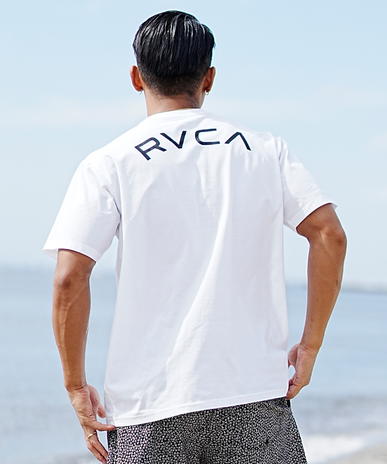 RVCA ルーカ メンズ ラッシュガード 半袖 Tシャツ ユーティリティ 水陸両用 バックプリント BE041-802(WHT-S)