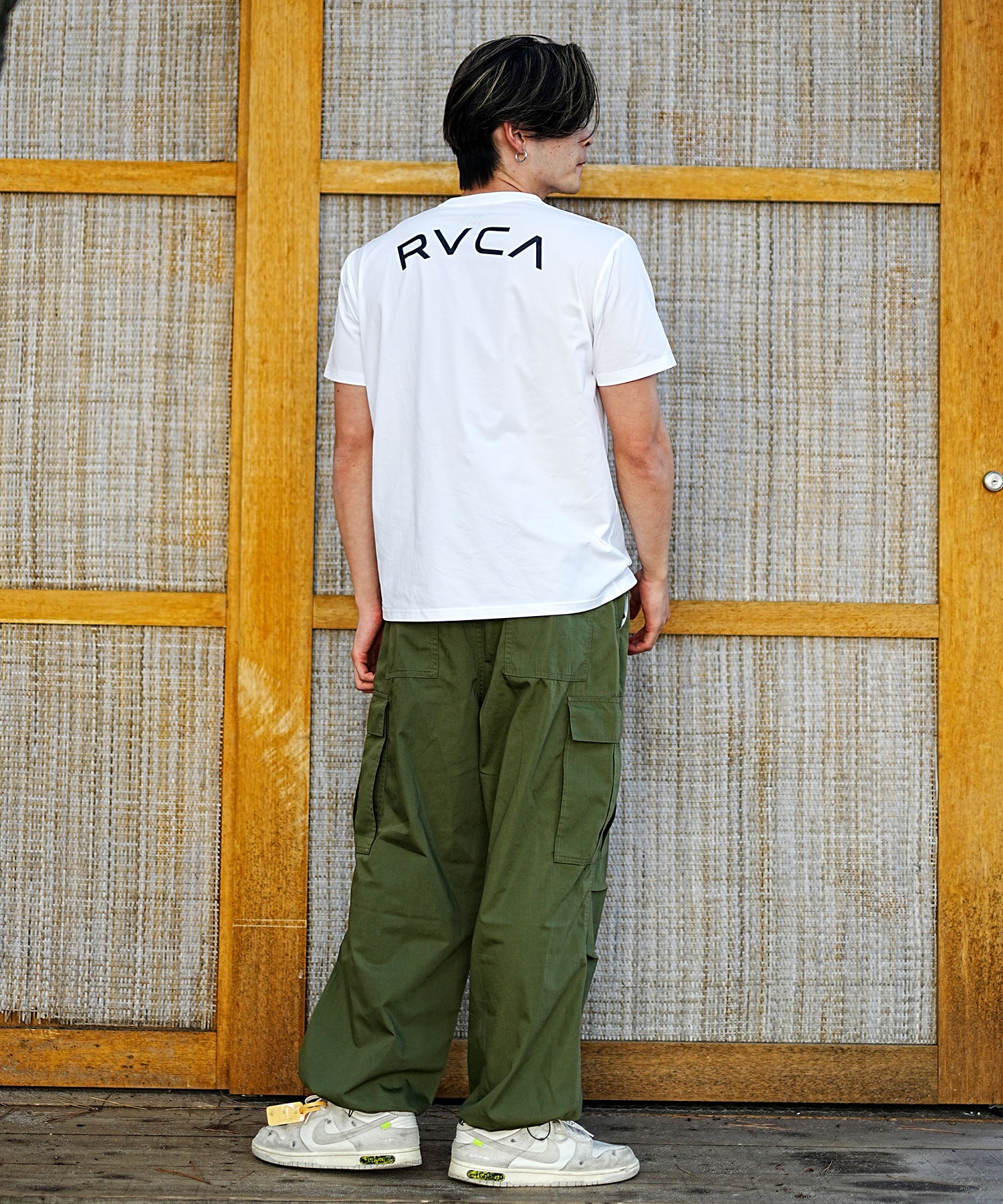 【マトメガイ対象】RVCA ルーカ メンズ ラッシュガード 半袖 Tシャツ ユーティリティ 水陸両用 バックプリント BE041-802(WHT-S)