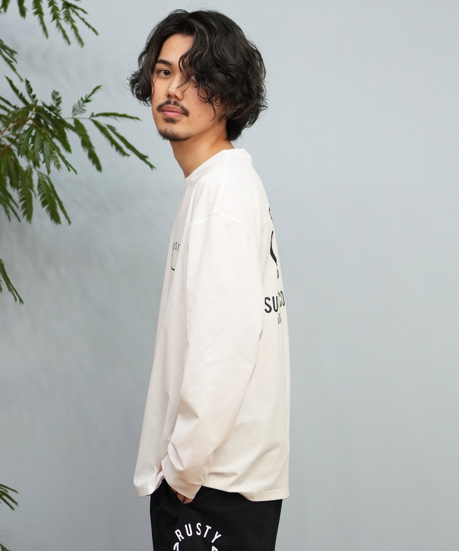 RUSTY ラスティー メンズ ラッシュガード 長袖 Tシャツ ロンT バックプリント ユーティリティ 水陸両用 UVカット 914472(BLK-M)