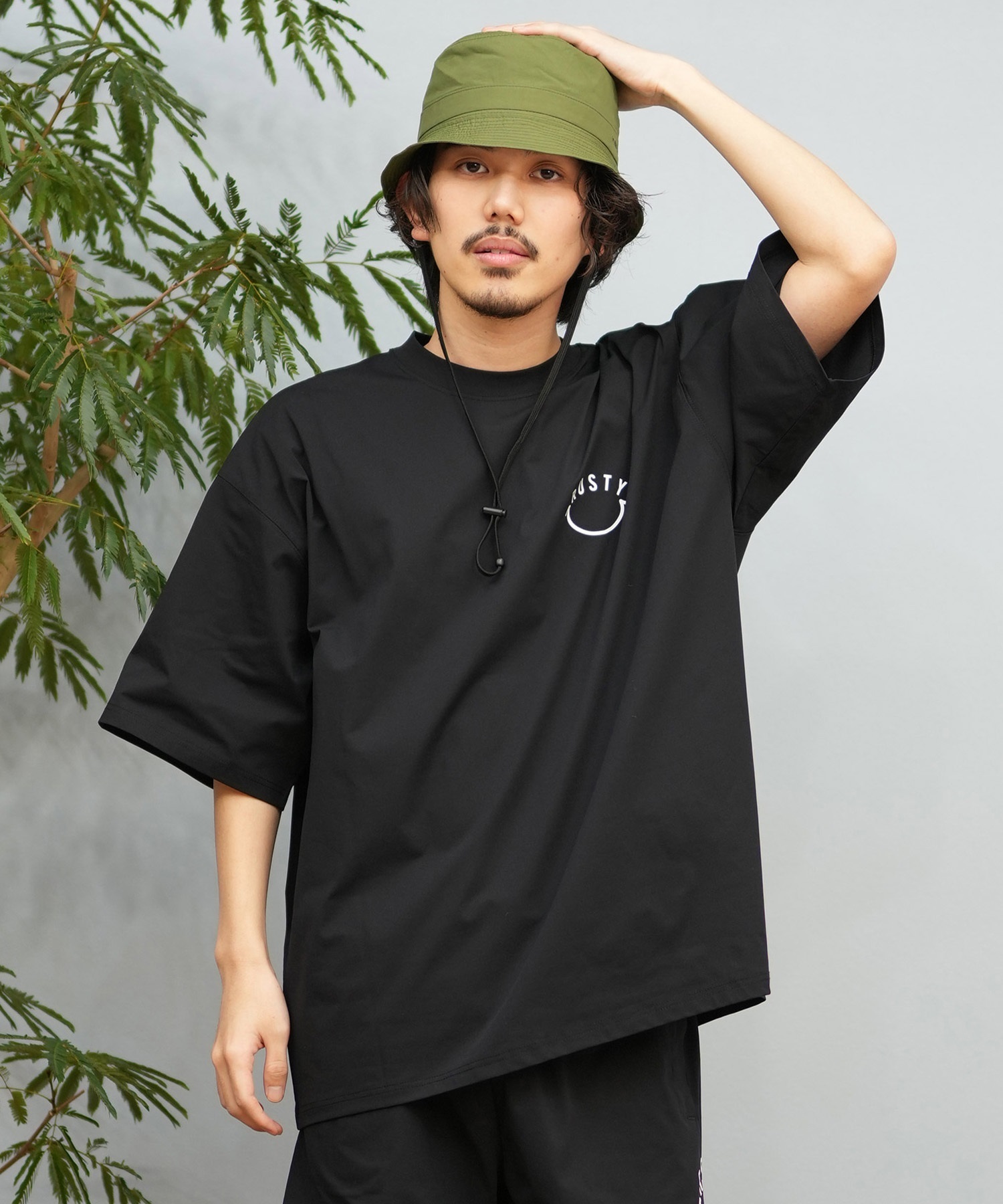 RUSTY ラスティー メンズ ラッシュガード 半袖 Tシャツ バックプリント ユーティリティ 水陸両用 UVカット 914473(BLK-M)