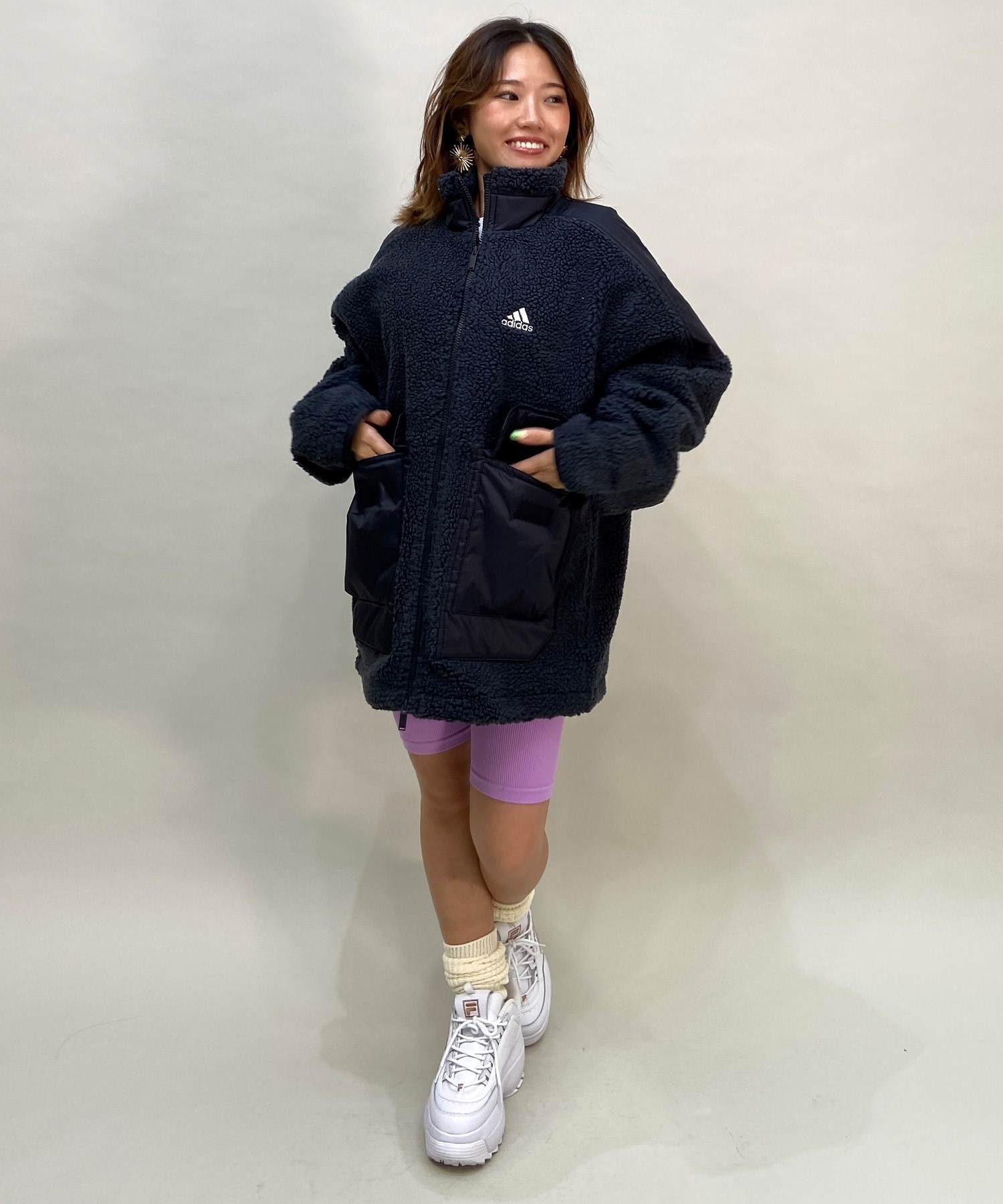 adidas フリースジャケットとスカートセット Mサイズ adidas フリースジャケットとスカートセット Mサイズ