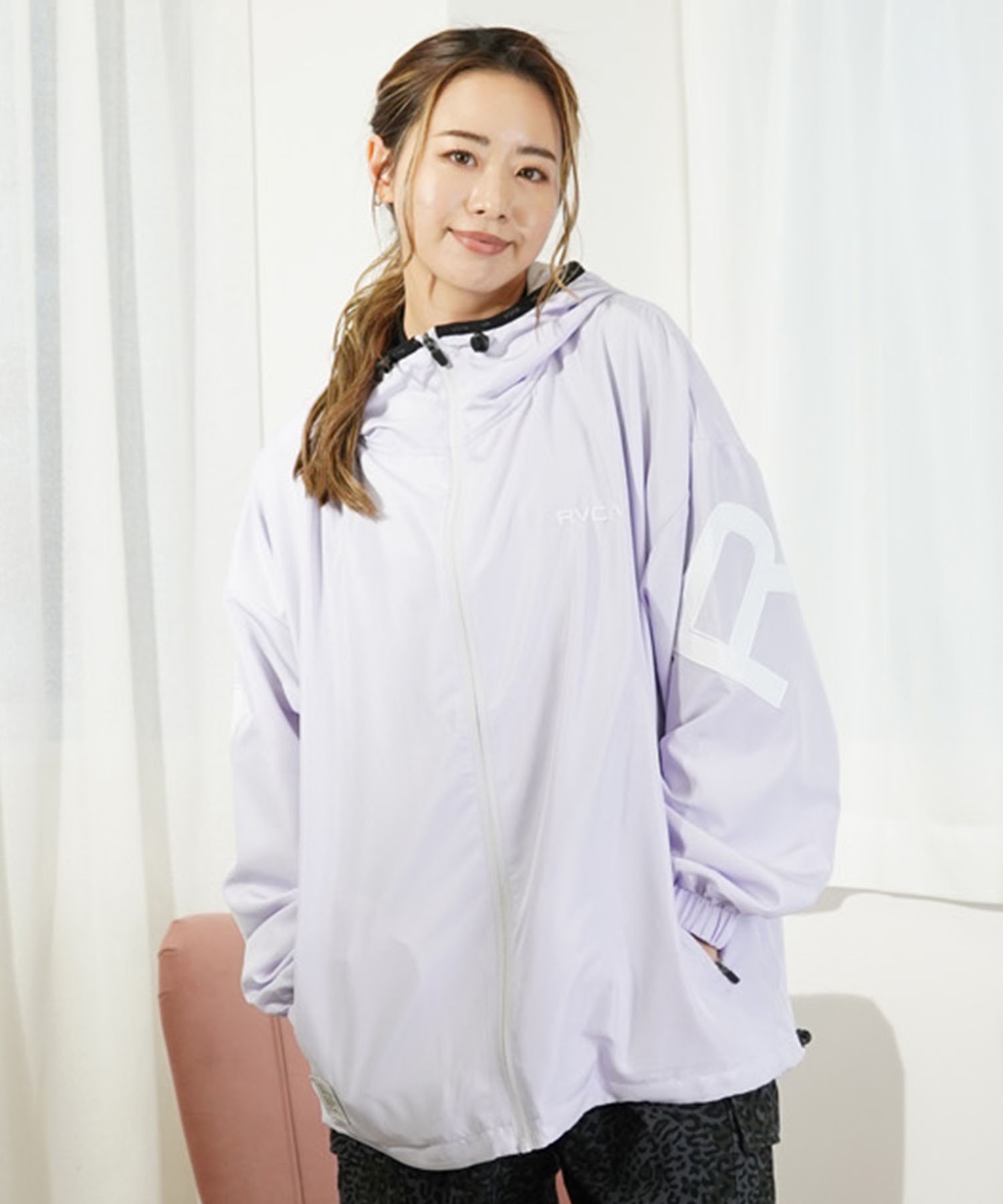 RVCA ルーカ FAKE RVCA JACKET レディース ナイロンジャケット ロゴ バックプリント BE043-753(FOG-M)