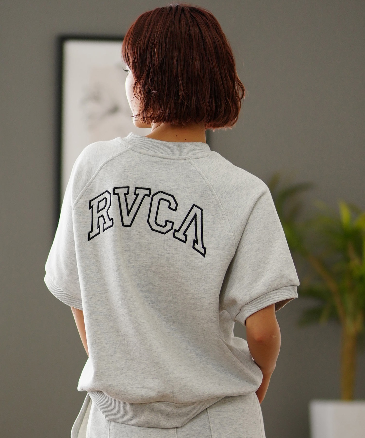 【クーポン対象】RVCA ルーカ ARCH RVCA SWEAT レディース 半袖 スウェット S S BE04C-211(GRY-S)