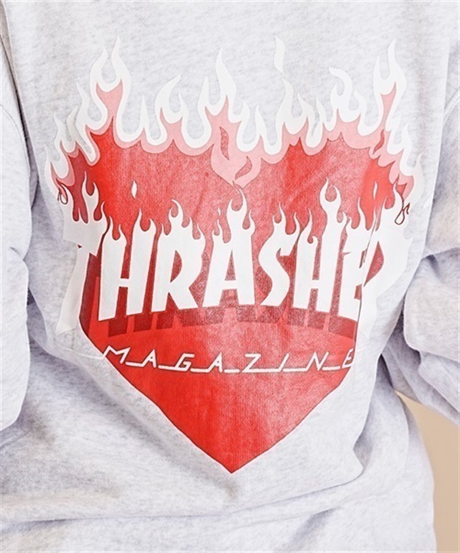 THRASHER/スラッシャー パーカー ジップアップ バックプリントハート柄 フレイムロゴ ビッグシルエット ムラサキスポーツ限定 THMUL-23F0002(BLK-M)