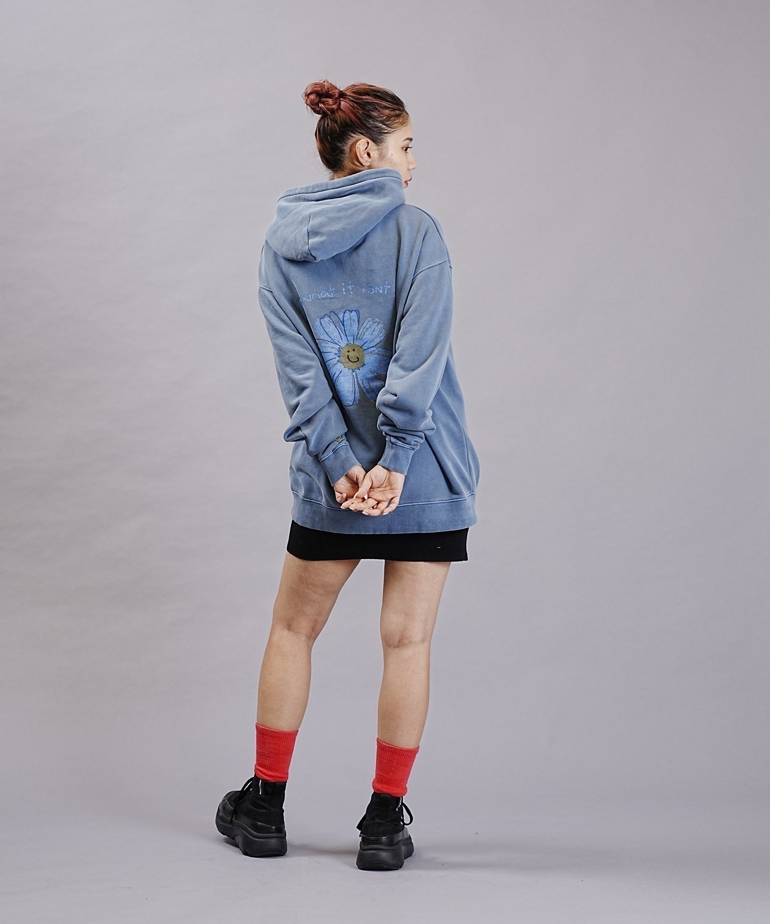 What it isNt ART BY MARKGONZALES/ワット イット イズント
