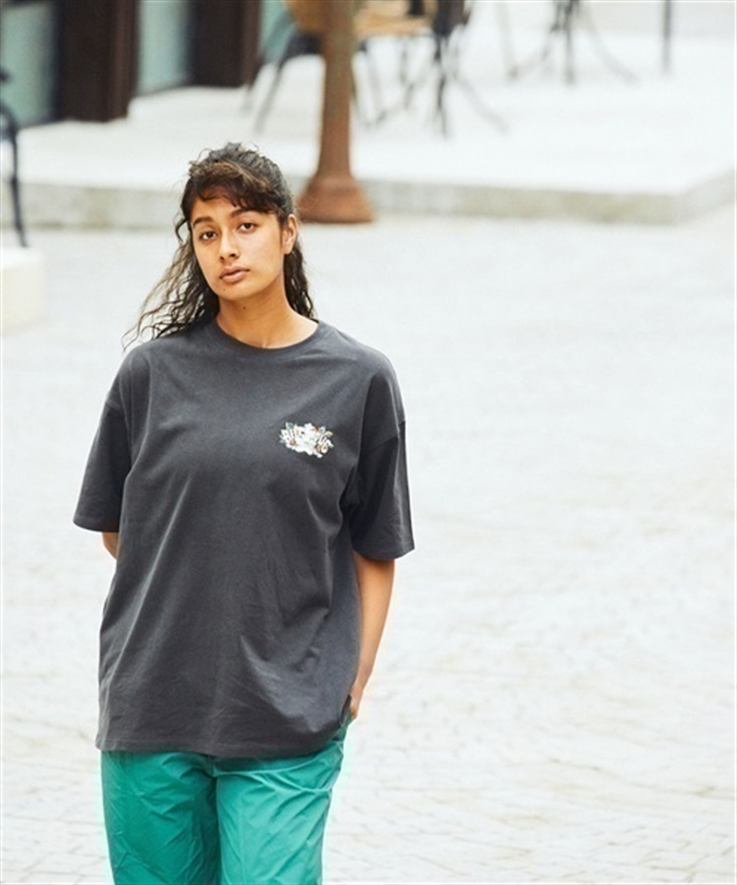 ムラサキスポーツ×BILLABONG/ビラボン×KAMEA HADAR/カメア・ハーダー ユニフォームプロジェクト BD013-245 半袖Tシャツ レディース(SCS-M)