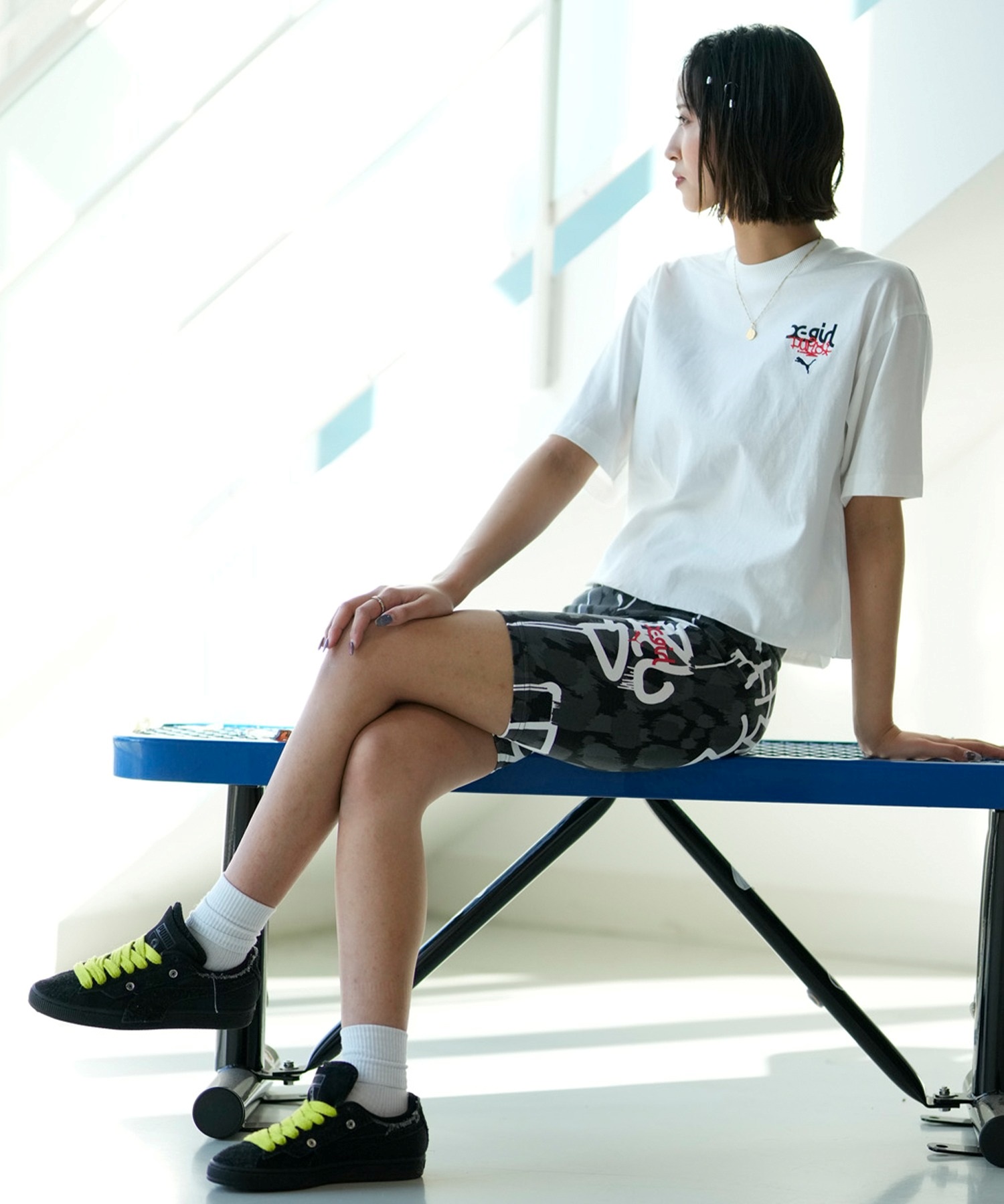 【マトメガイ対象】PUMA プーマ × X-GIRL エックスガール コラボ ウィメンズ グラフィック 半袖 Tシャツ レディース 624723(46-S)