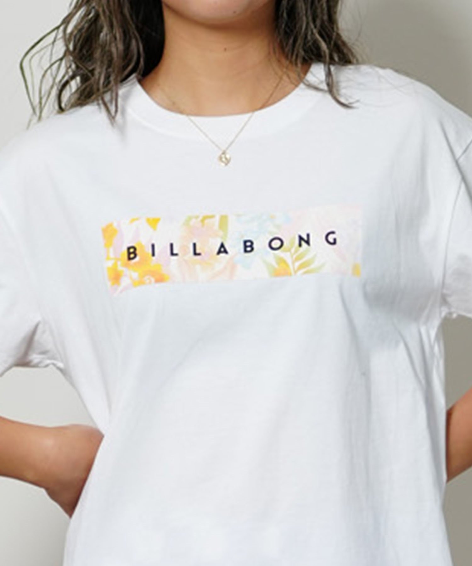 BILLABONG ビラボン レディース 半袖Tシャツ ボックスロゴ ボタニカル柄 BE013-221(BLK-M)