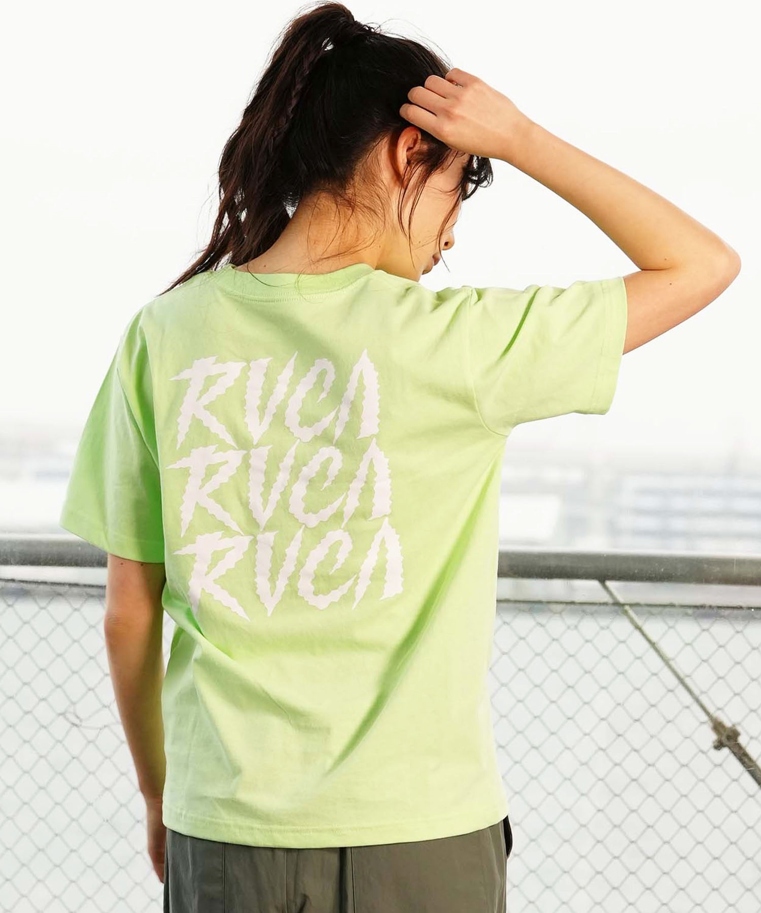 【マトメガイ対象】RVCA ルーカ レディース 半袖Tシャツ バックプリント BE043-213(BLK-S)