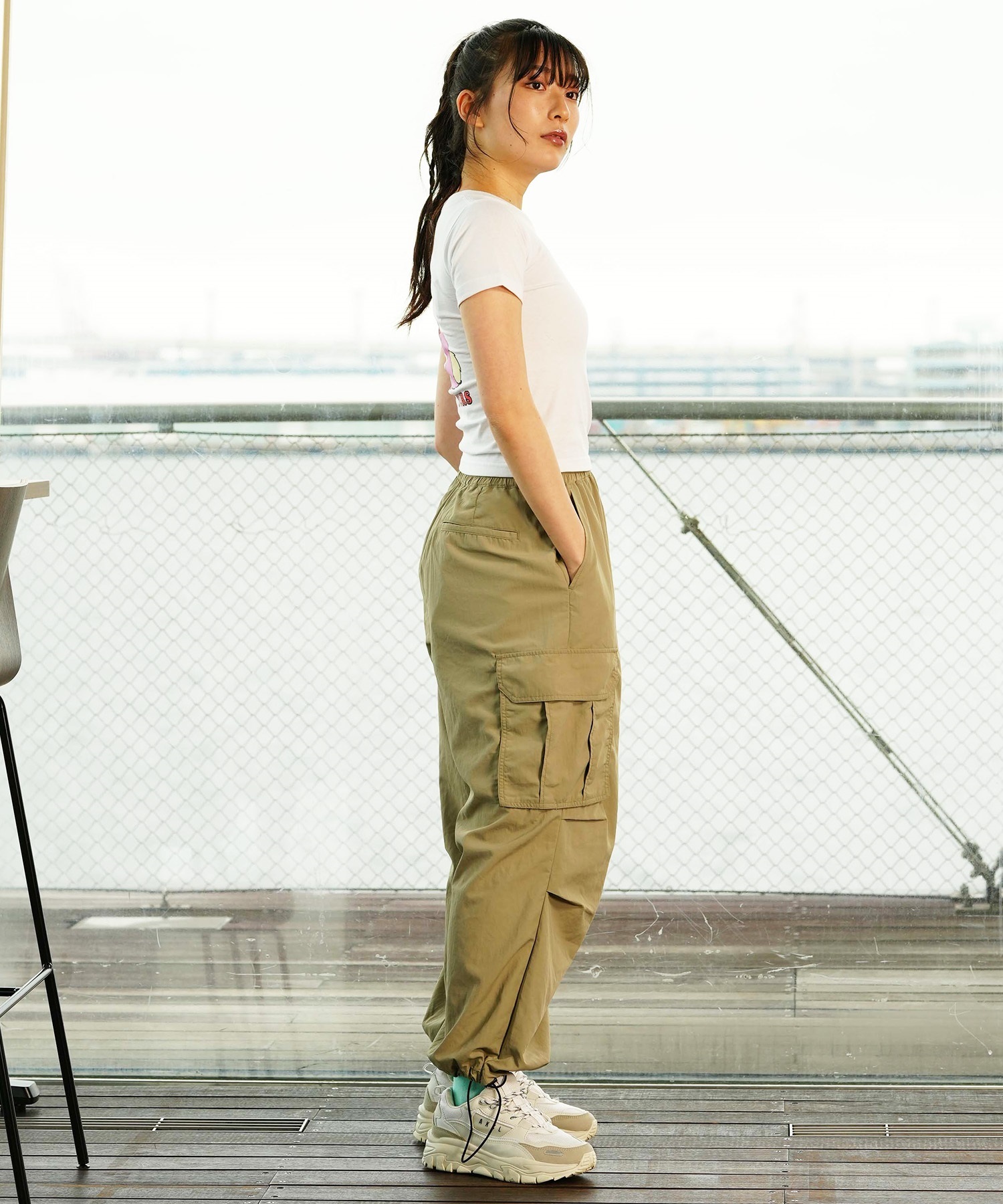 ラウンド  RVCA バックプリント ミニT チビT Tシャツ レディース ルーカ ジャケット・アウター