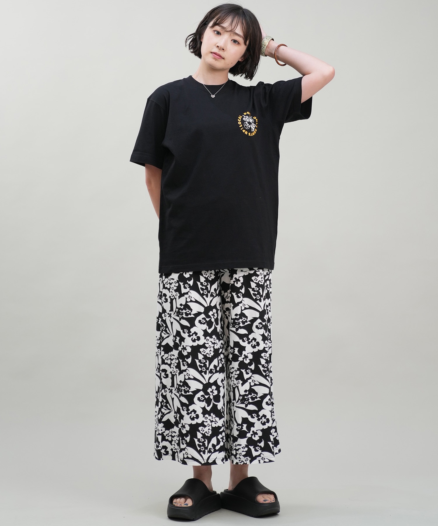 レディース 婦人服 トップス Tシャツ 半袖 artipur ブロックプリント コットンスラブ ゆったりサイズ 二の腕カバー 24S077 レディース 婦人服 トップス Tシャツ 半袖 artipur ブロック