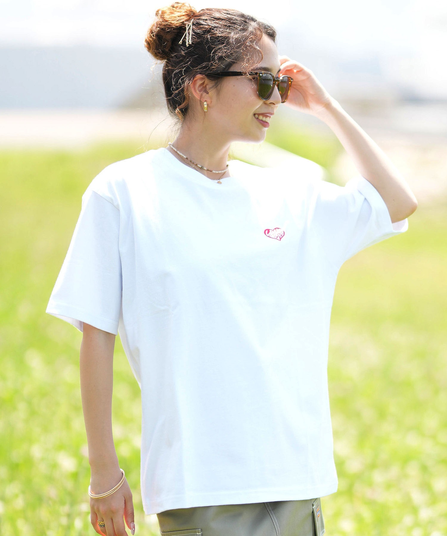 【カジュアル♪】BARROW バックベアプリント 半袖 Tシャツ 楽天市場】[期間SALE] Bukta/バクタ グラフィックTシャツ