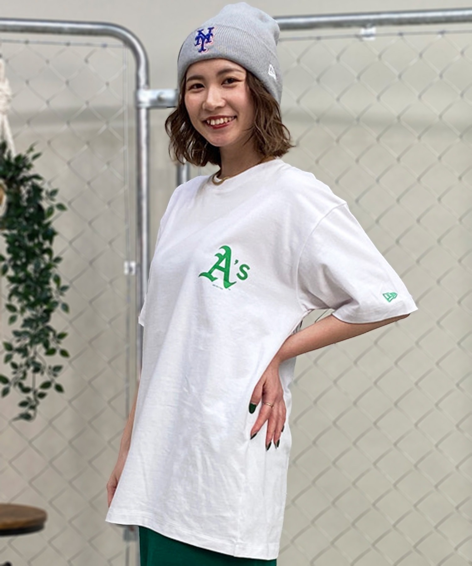 NEW ERA ニューエラ DESI SS CT TEE OAKATH WS 14121891 レディース 半袖Tシャツ(WHI-M)