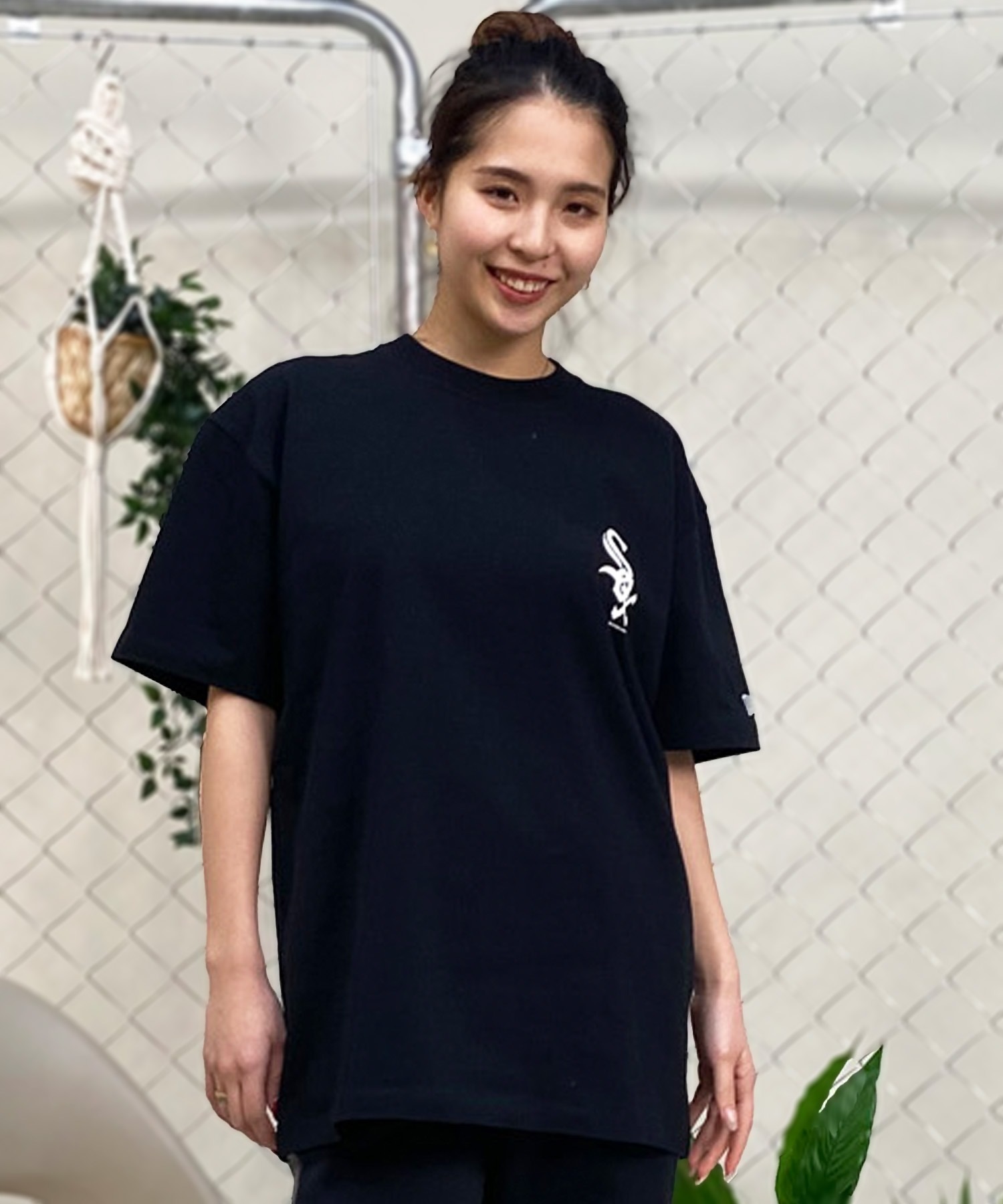 NEW ERA ニューエラ DESI SS CT TEE CHIWHI WS 14121906 レディース 半袖Tシャツ(BLK-M)