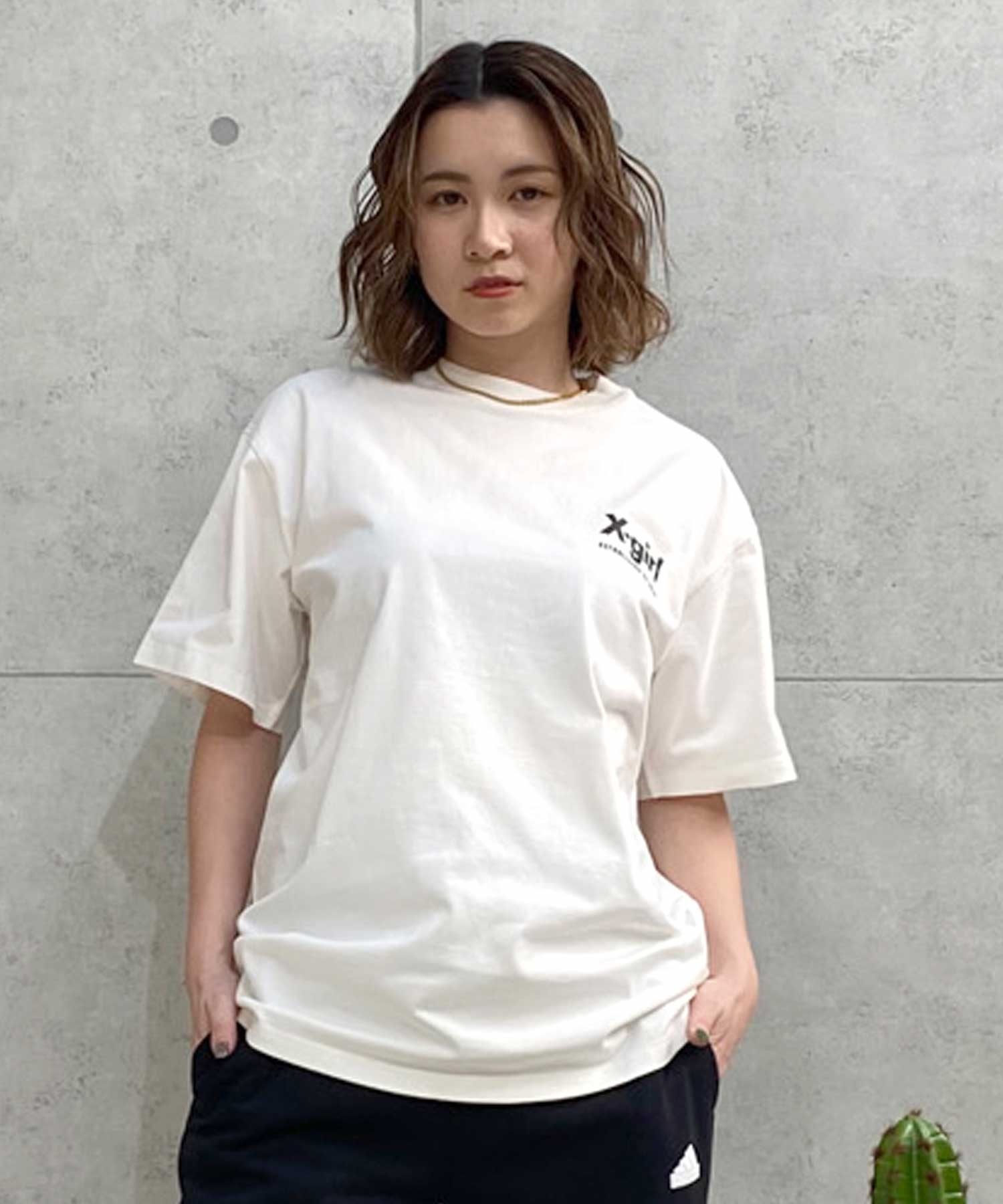 【マトメガイ対象】X-girl/エックスガール CAMO TRIPLE LOGO SS TEE 105242011037 レディース Tシャツ ムラサキスポーツ限定(WHITE-M)