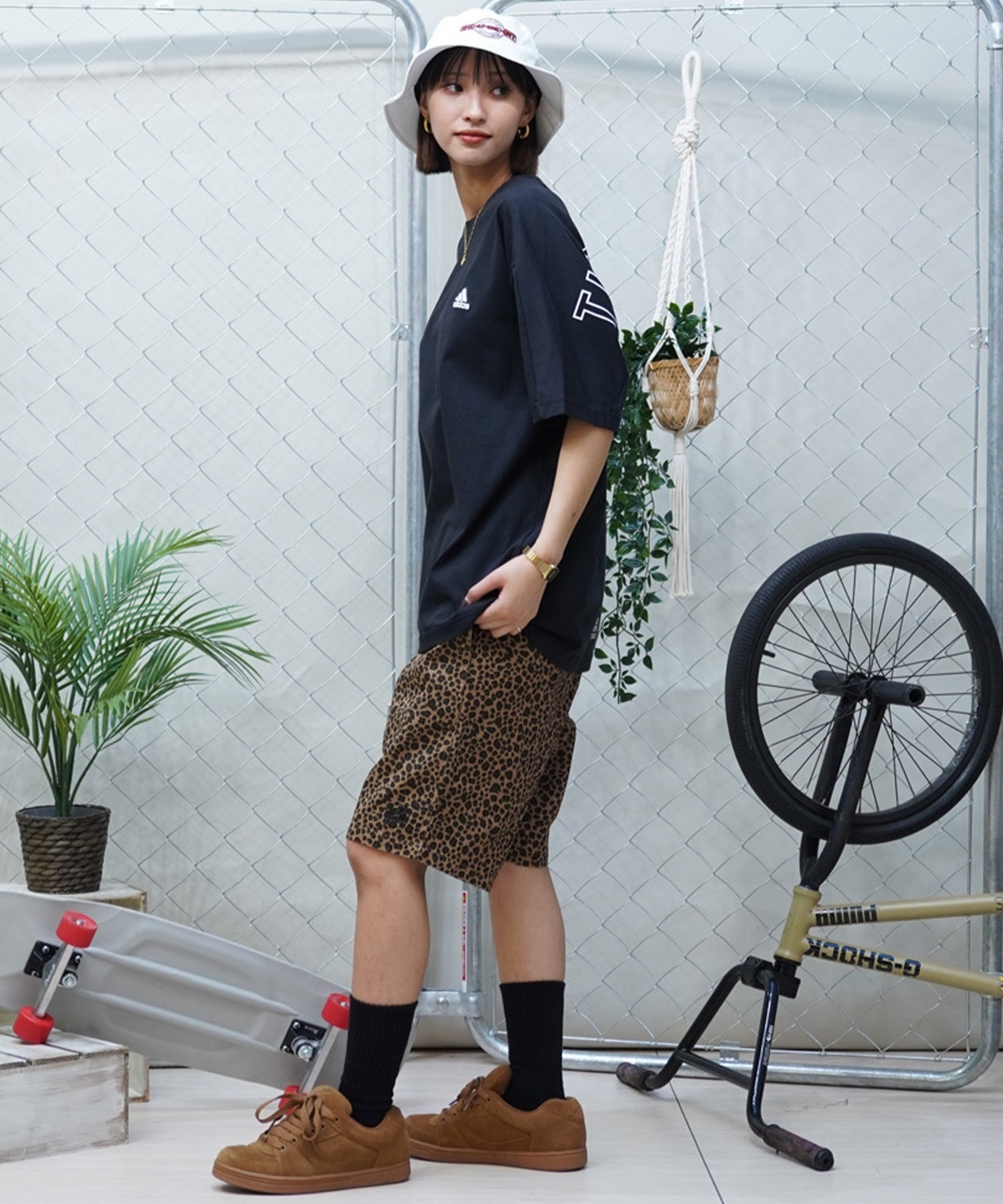 adidas アディダス レディース 半袖 Tシャツ ワンポイントロゴ