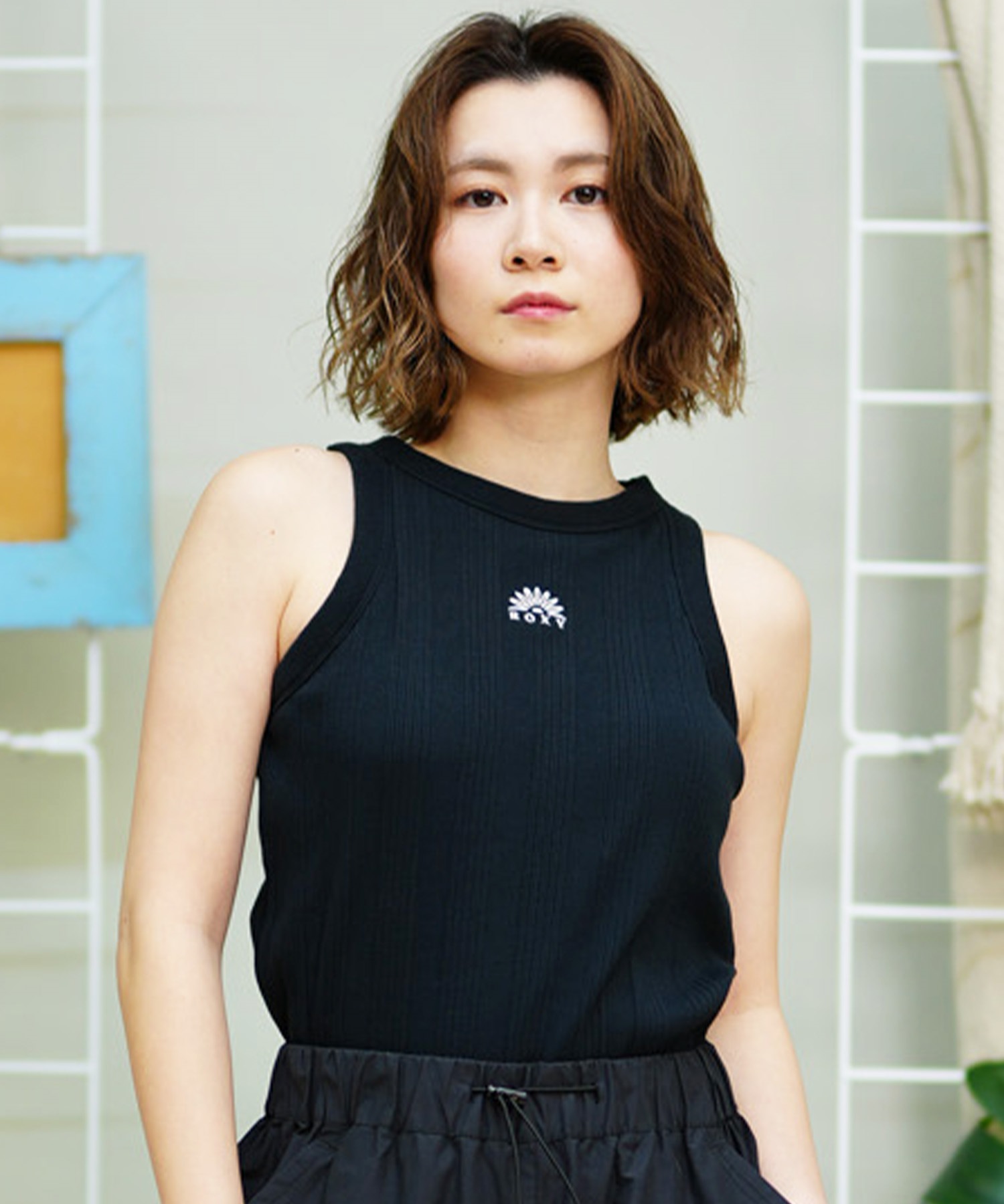 ROXY ロキシー レディース タンクトップ カップ付き ロゴ刺繍