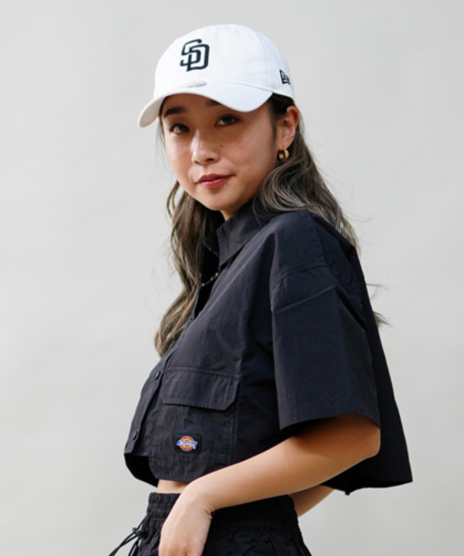 Dickies ディッキーズ レディース ナイロン ショート丈 半袖 Dickies ディッキーズ レディース ナイロン ショート丈 半袖
