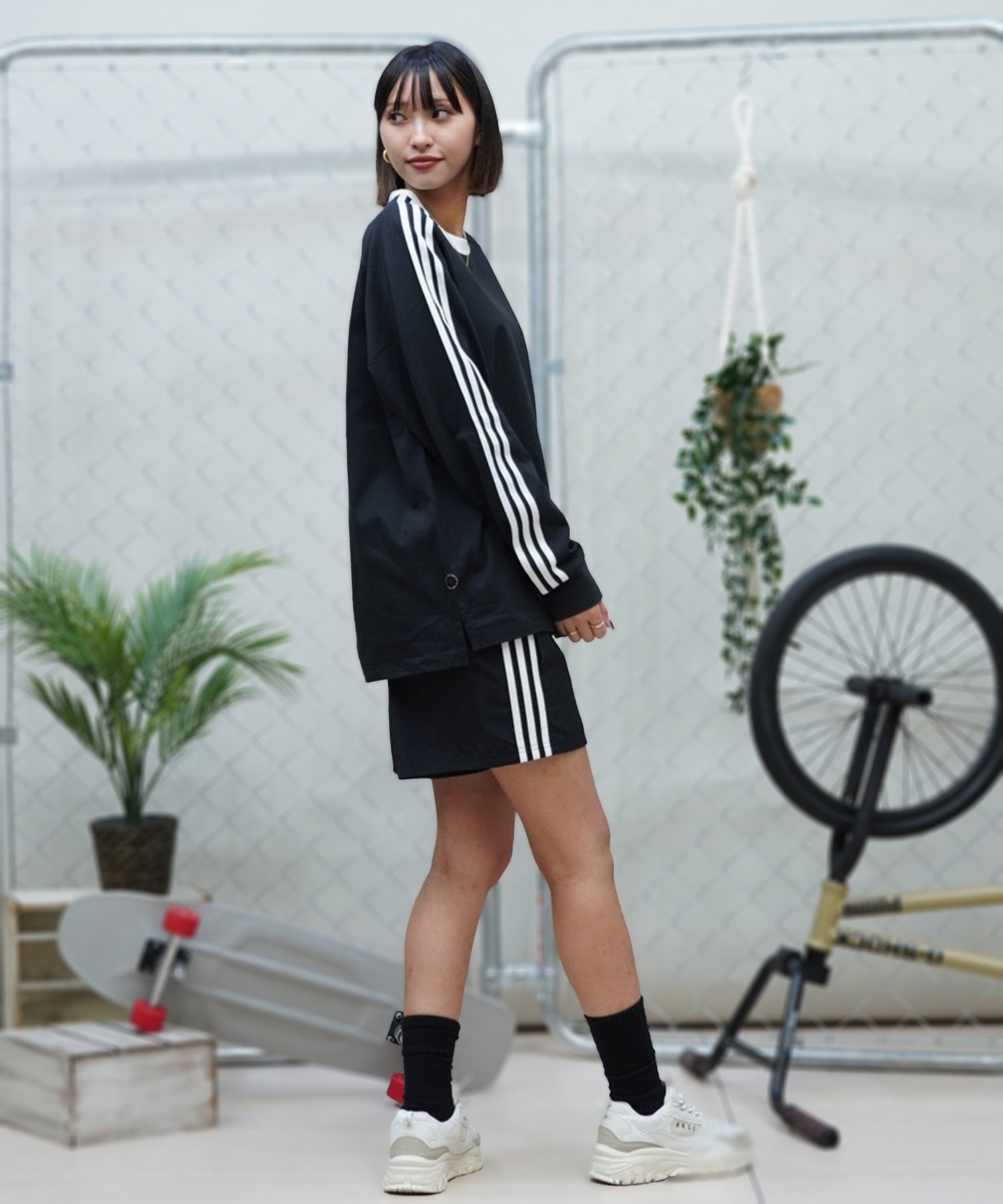 adidas アディダス レディース ショートパンツ ショーツ ハーフパンツ スリーストライプス ユーティリティ セットアップ対応 ナイロン ETT58(BK/WT-M)