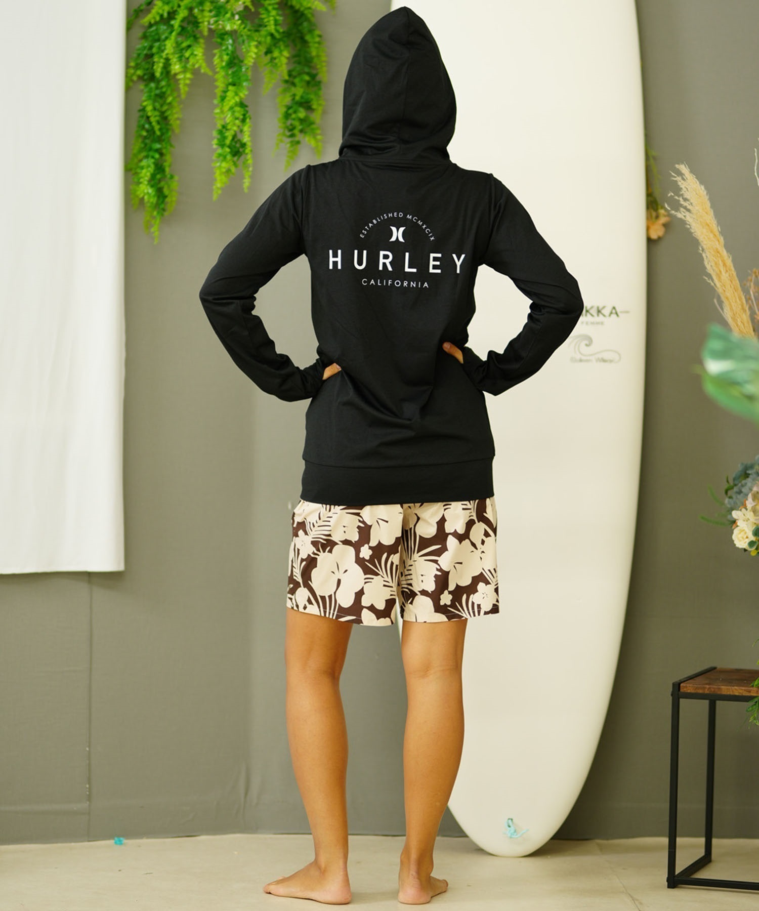 Hurley ハーレー WRG2320028 レディース ラッシュガード 長袖 ジップアップ パーカー UVカット 水陸両用 ユーティリティ KX2 E11(WT-S)