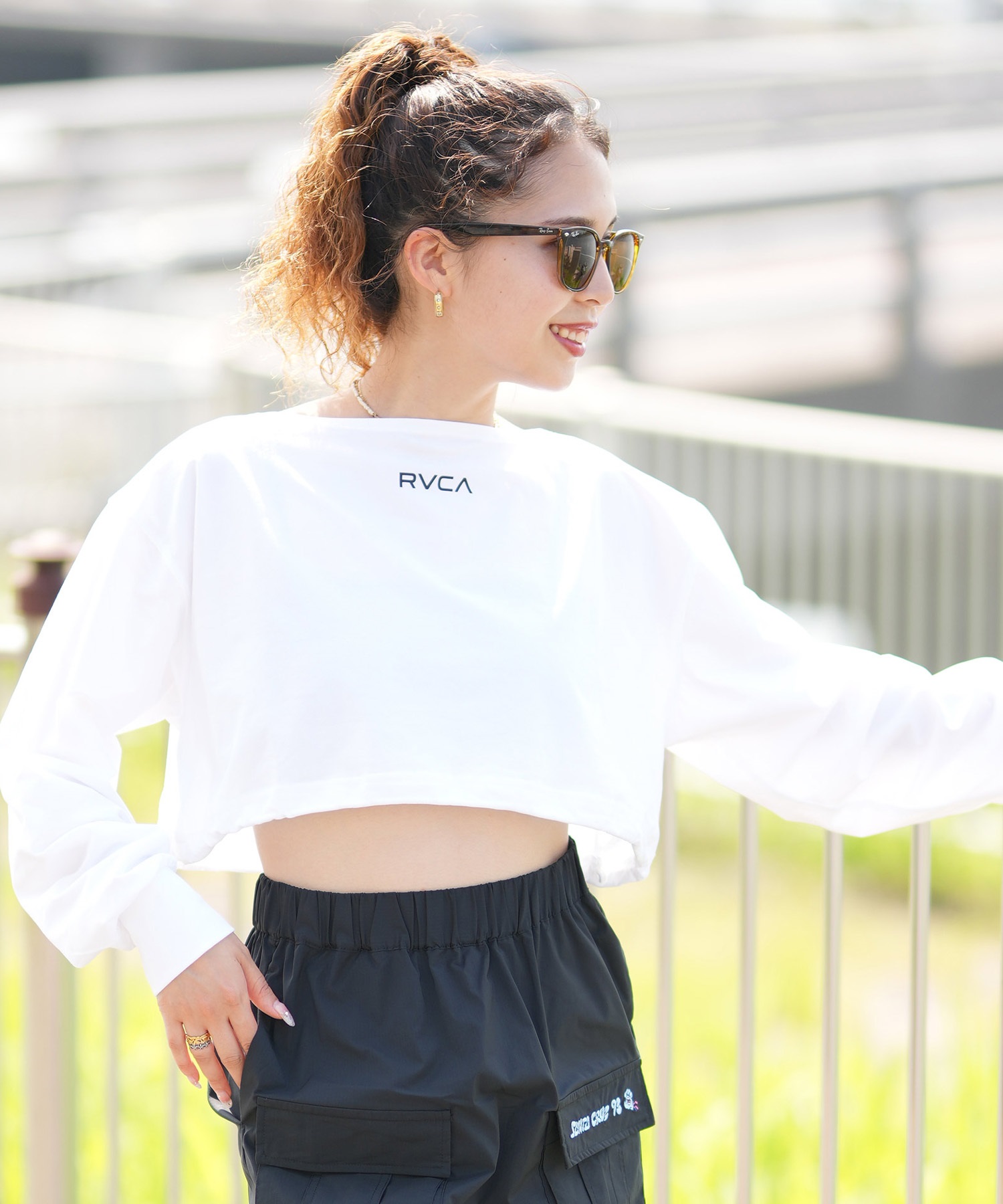 RVCA ルーカ ラッシュガード 長袖 レディース ショート丈 水陸