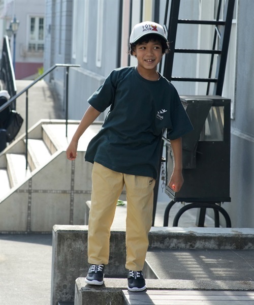 What it isNt ART BY MARKGONZALES アートバイ マークゴンザレス 47130127 キッズ 半袖Tシャツ KK D22(GRWT-100cm)