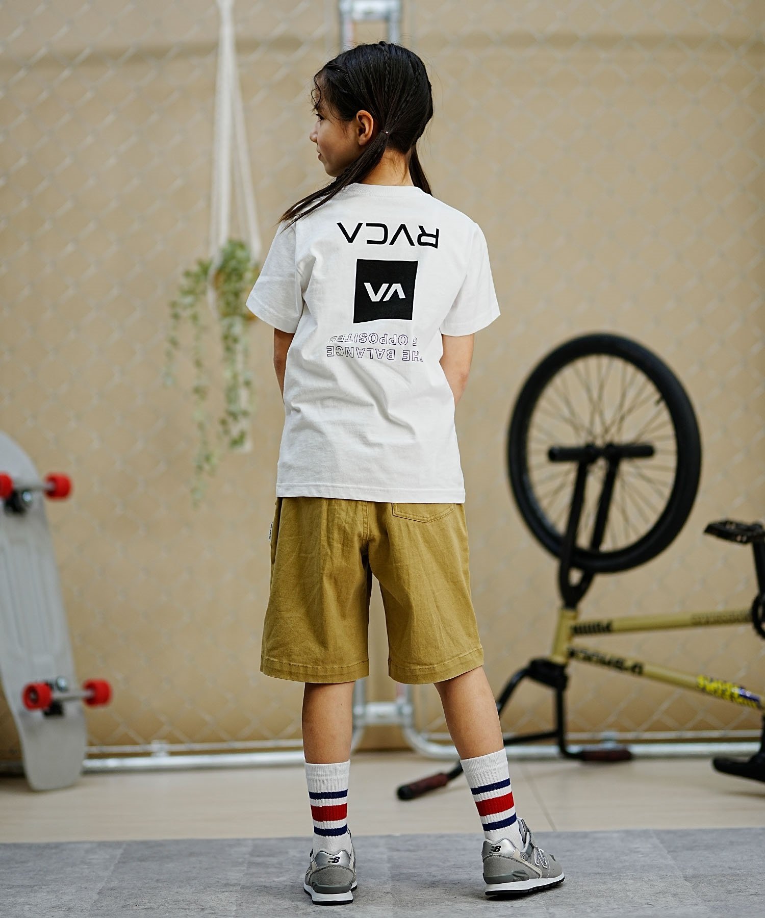 RVCA ルーカ キッズ 半袖Tシャツ 人気デザイン BE045-234(WHT-130cm)