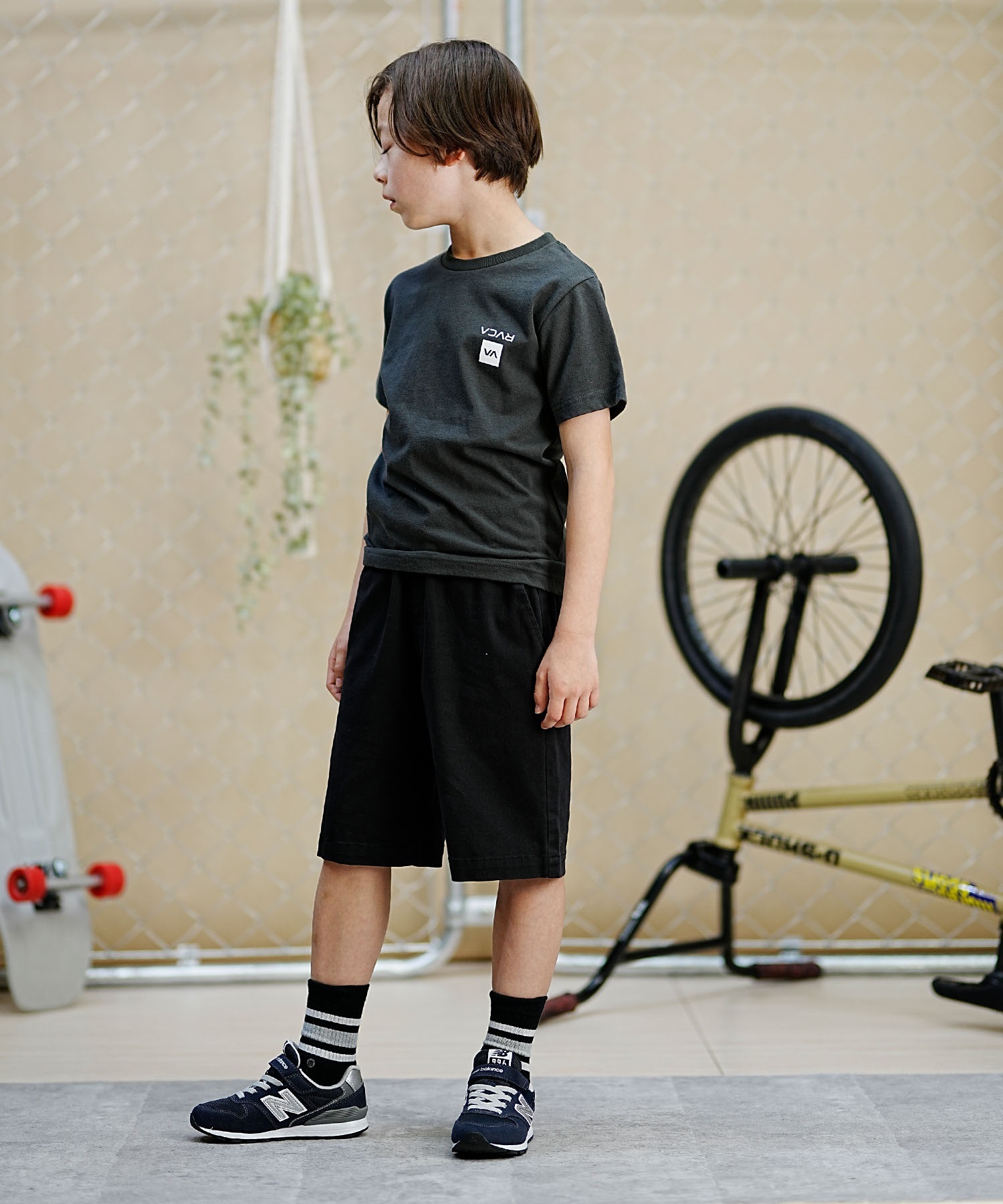 ポッキー RVCA ルーカ JUNIOR VARSITY L サイズグレ RVCA (ルーカ） RVCA BALANCE LT ロンT【2023年秋冬モデル】 BLK