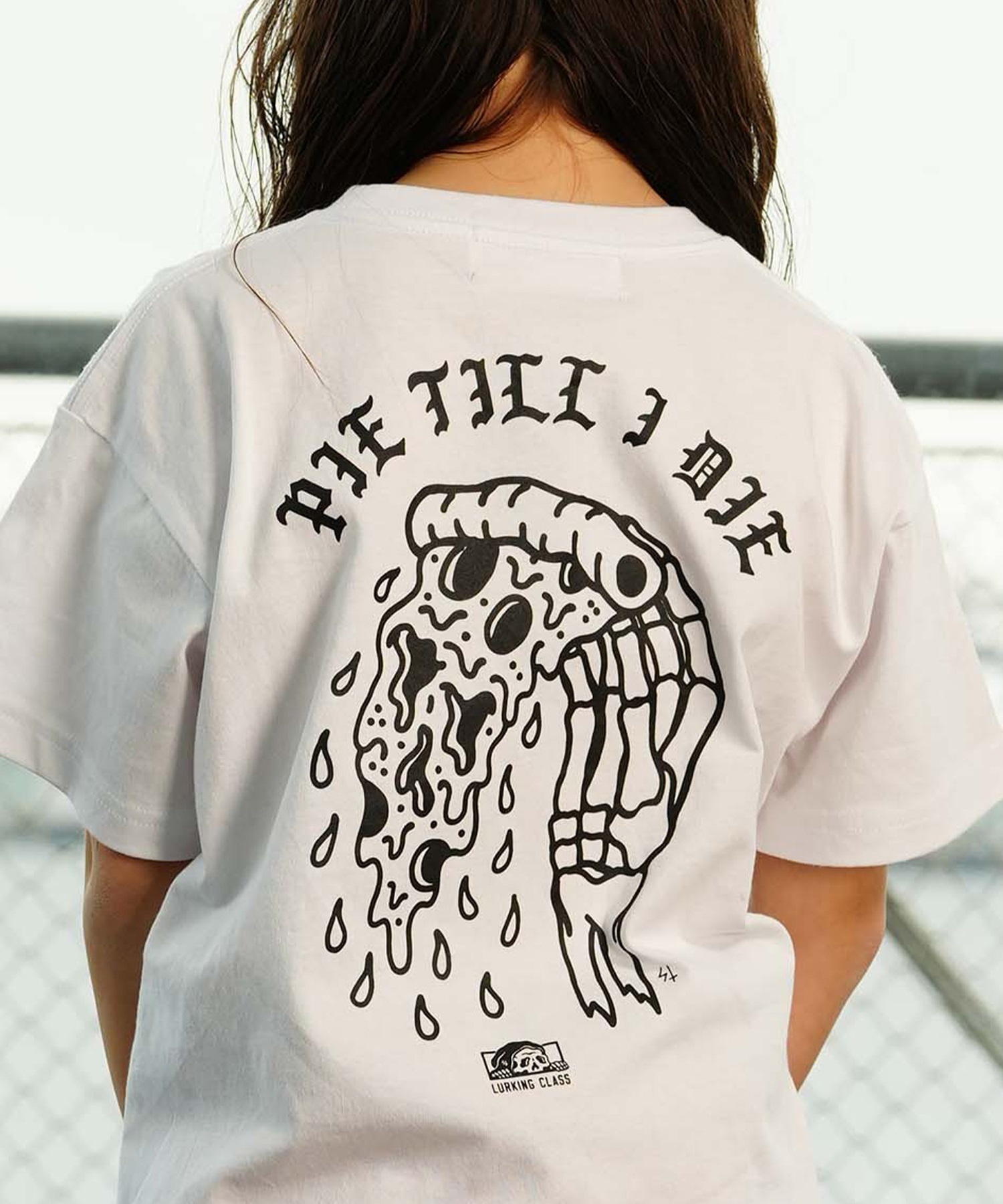 【ムラサキスポーツ限定】 LURKING CLASS ラーキングクラス PIE TIL I DIE TEE キッズ 半袖 Tシャツ ST24STM03K(BLACK-130cm)