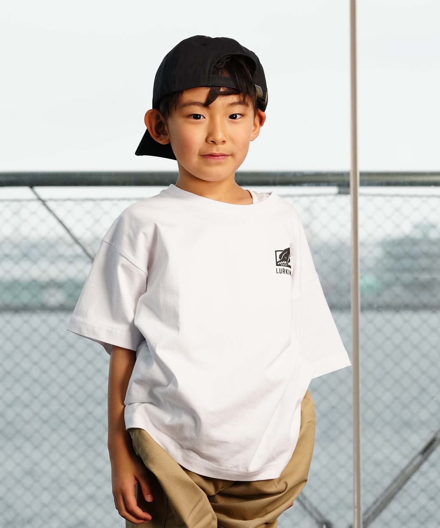 【ムラサキスポーツ限定】 LURKING CLASS ラーキングクラス PATTERN LOGO CHECKER TEE キッズ 半袖 Tシャツ ST24STM04K(WHITE-130cm)