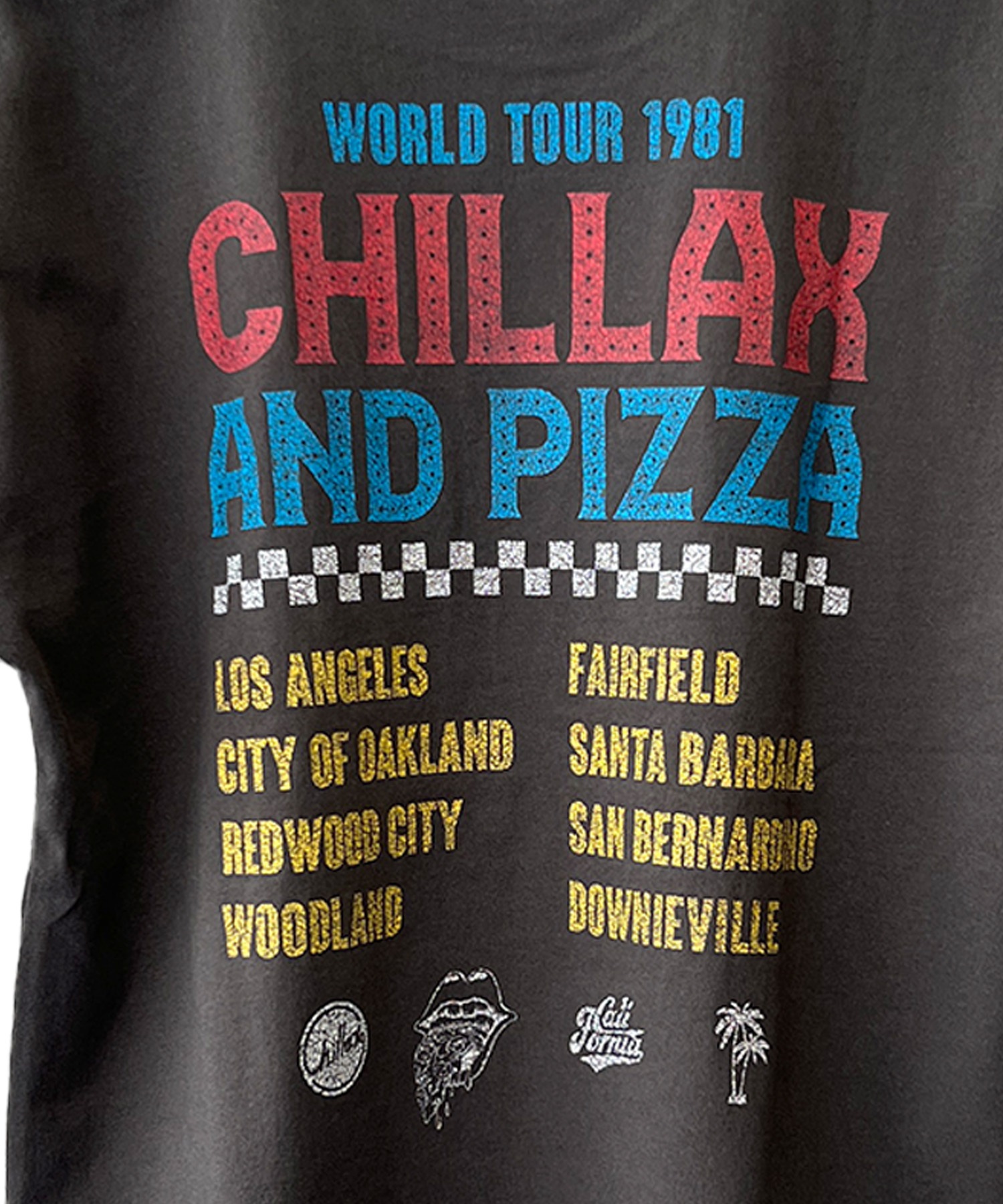 CHILLAX チラックス キッズ Tシャツ 半袖 バンド風 ピグメント加工 ヴィンテージ風 オーバーサイズ 242CL3ST192(RED-130cm)