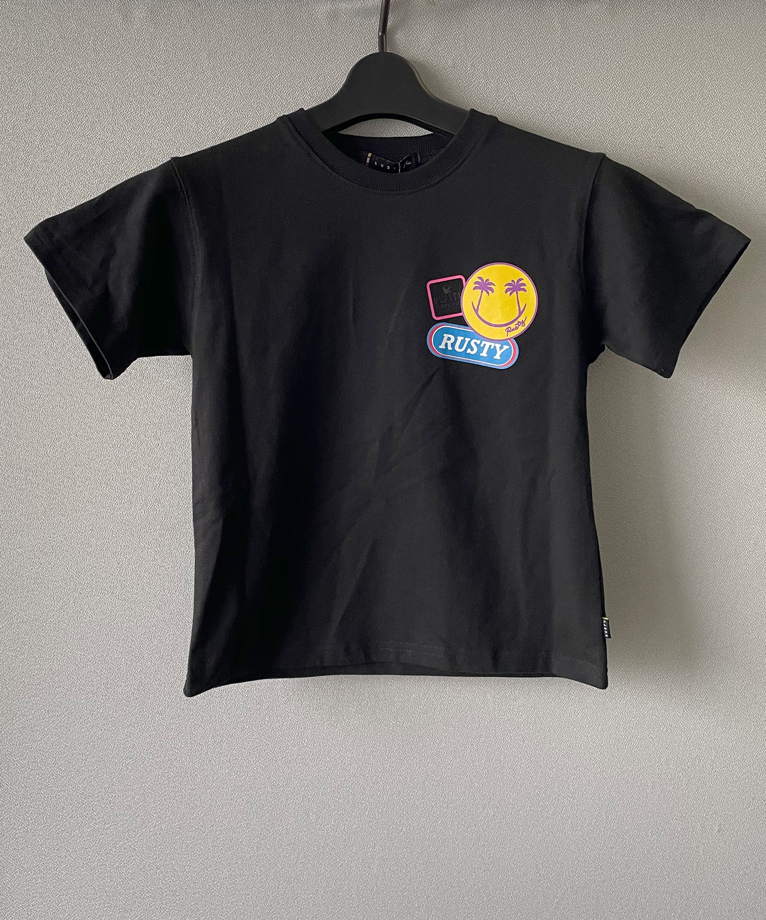 RUSTY ラスティー キッズ Tシャツ 半袖 バックプリント ワッペン刺繍