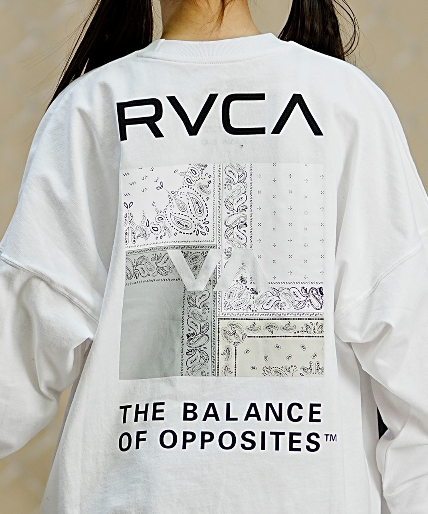 【クーポン対象】RVCA ルーカ キッズ ロングTシャツ ロンT バンダナ柄 130cm?160cm BE045-058(BLK-130cm)