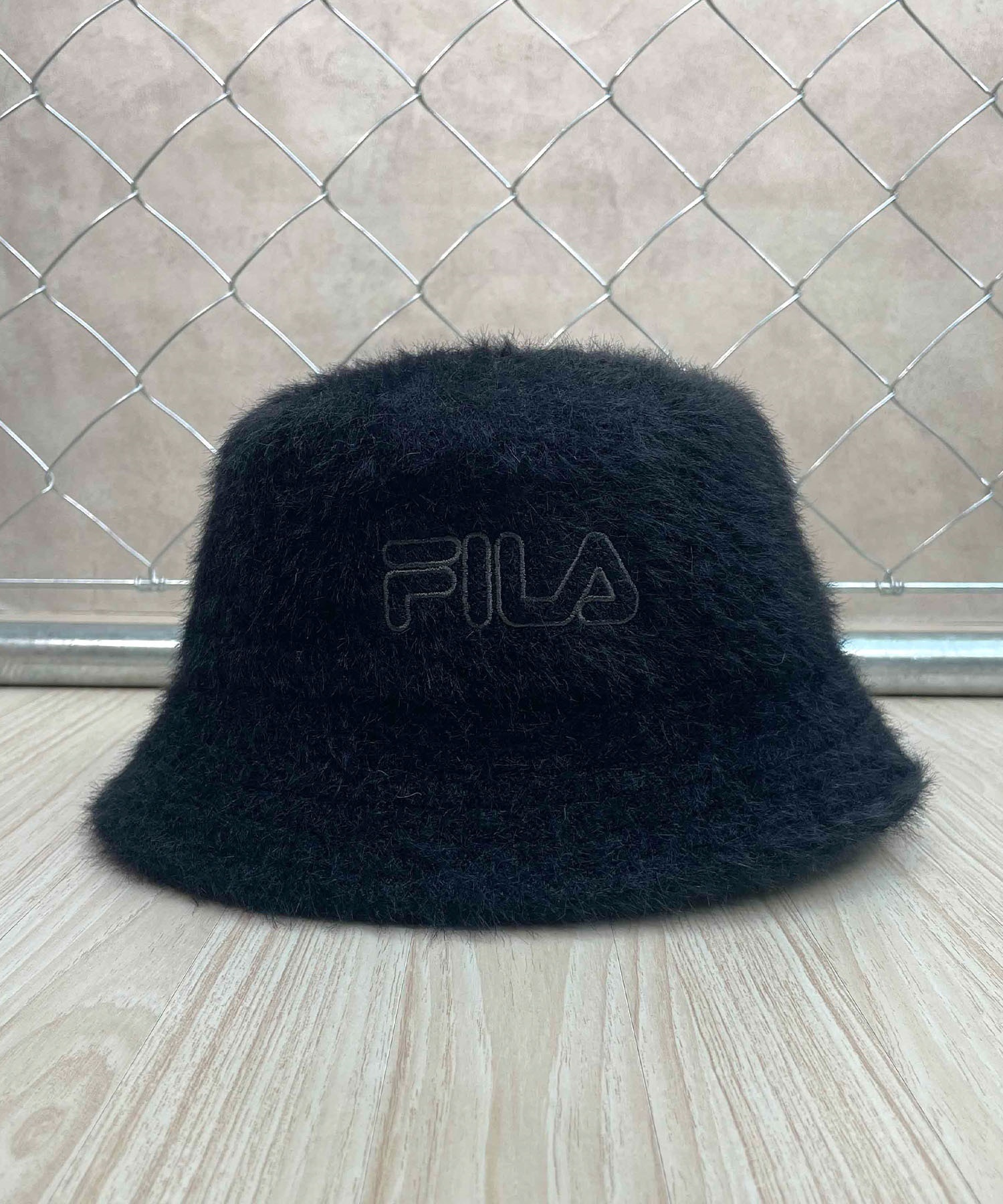 FILA フィラ キッズ ハット フェザーヤーン サーモバケット 233013002(01BLK-56cm)